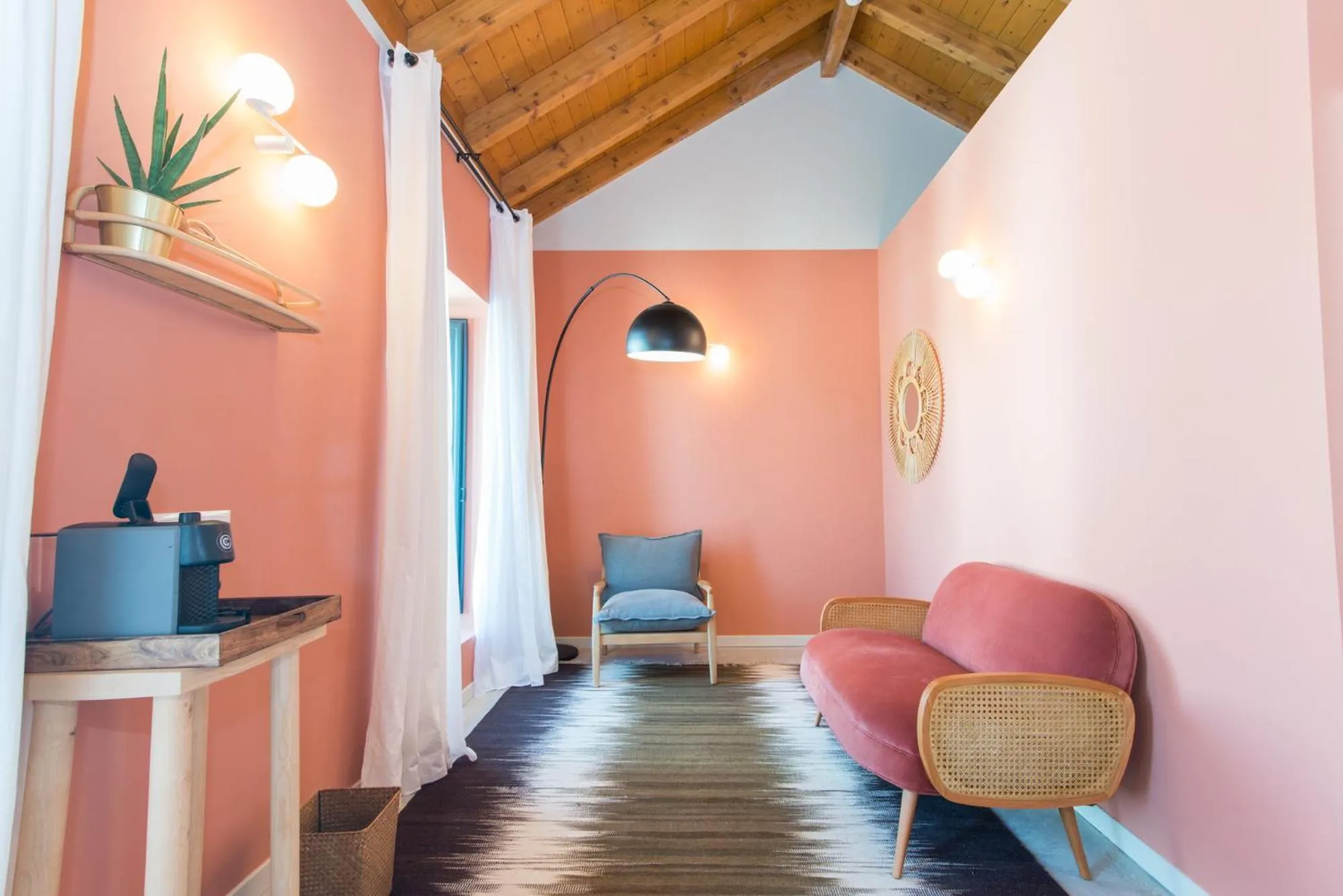 Living room in Casa Rosa Villa with Pool in Olhao Centre