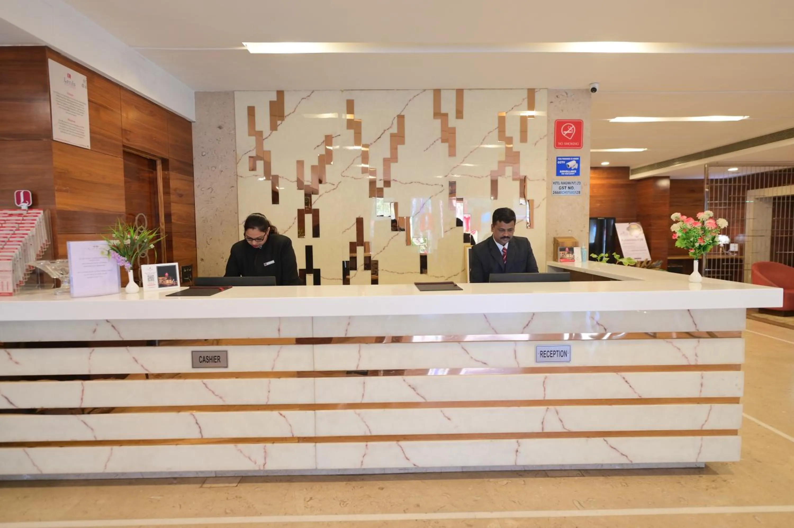 Lobby or reception in Rang Lords Inn Bharuch