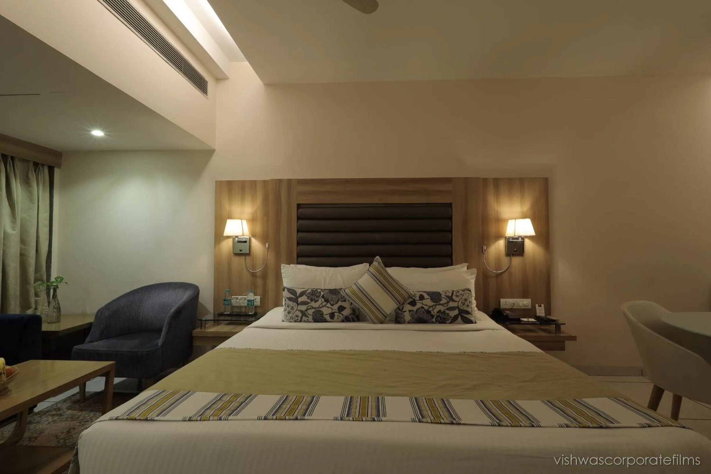 Bedroom, Bed in Rang Lords Inn Bharuch