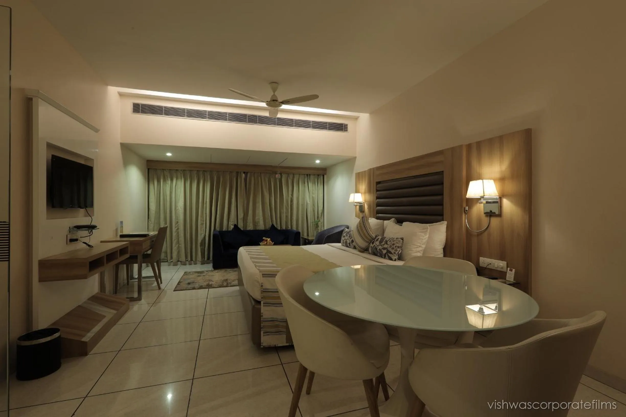 Living room in Rang Lords Inn Bharuch