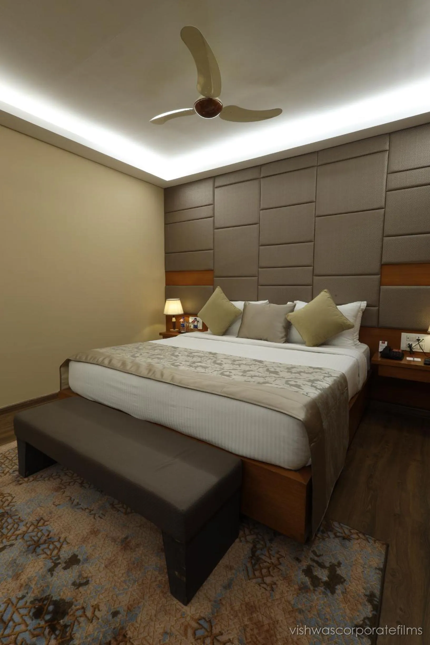 Bed in Rang Lords Inn Bharuch