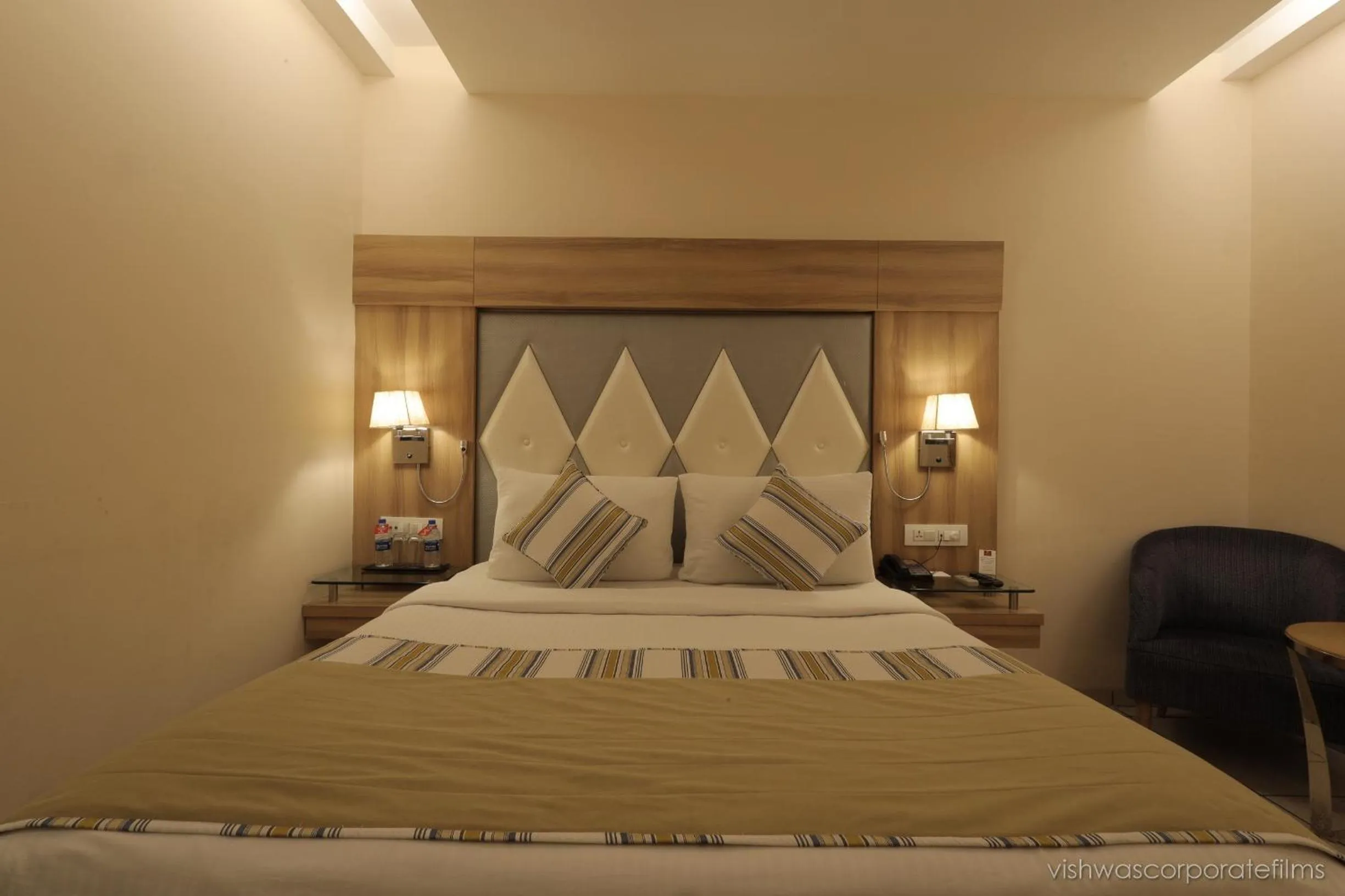 Bedroom, Bed in Rang Lords Inn Bharuch