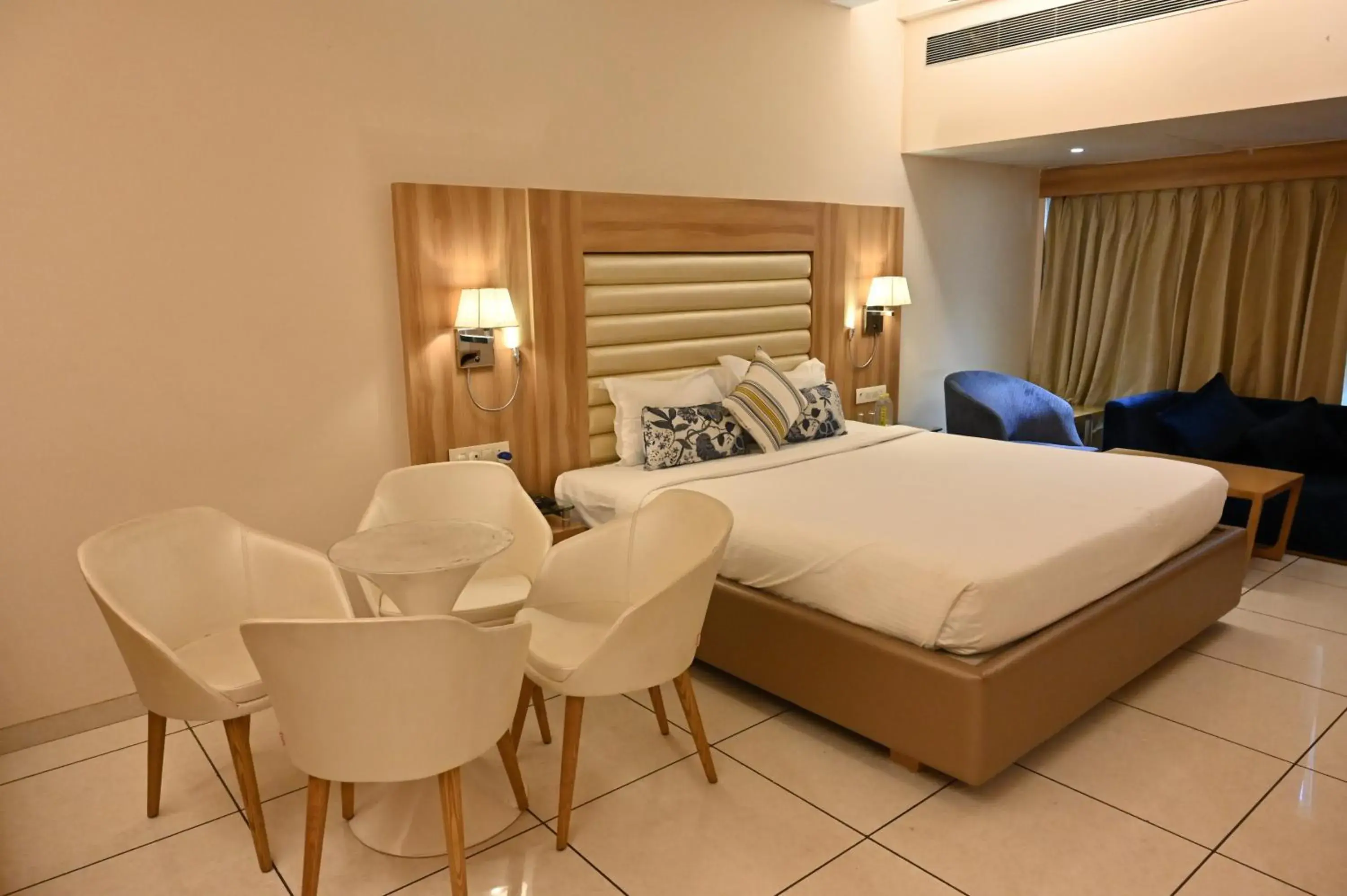 View (from property/room), Bed in Rang Lords Inn Bharuch View (from property/room), Bed in Rang Lords Inn Bharuch