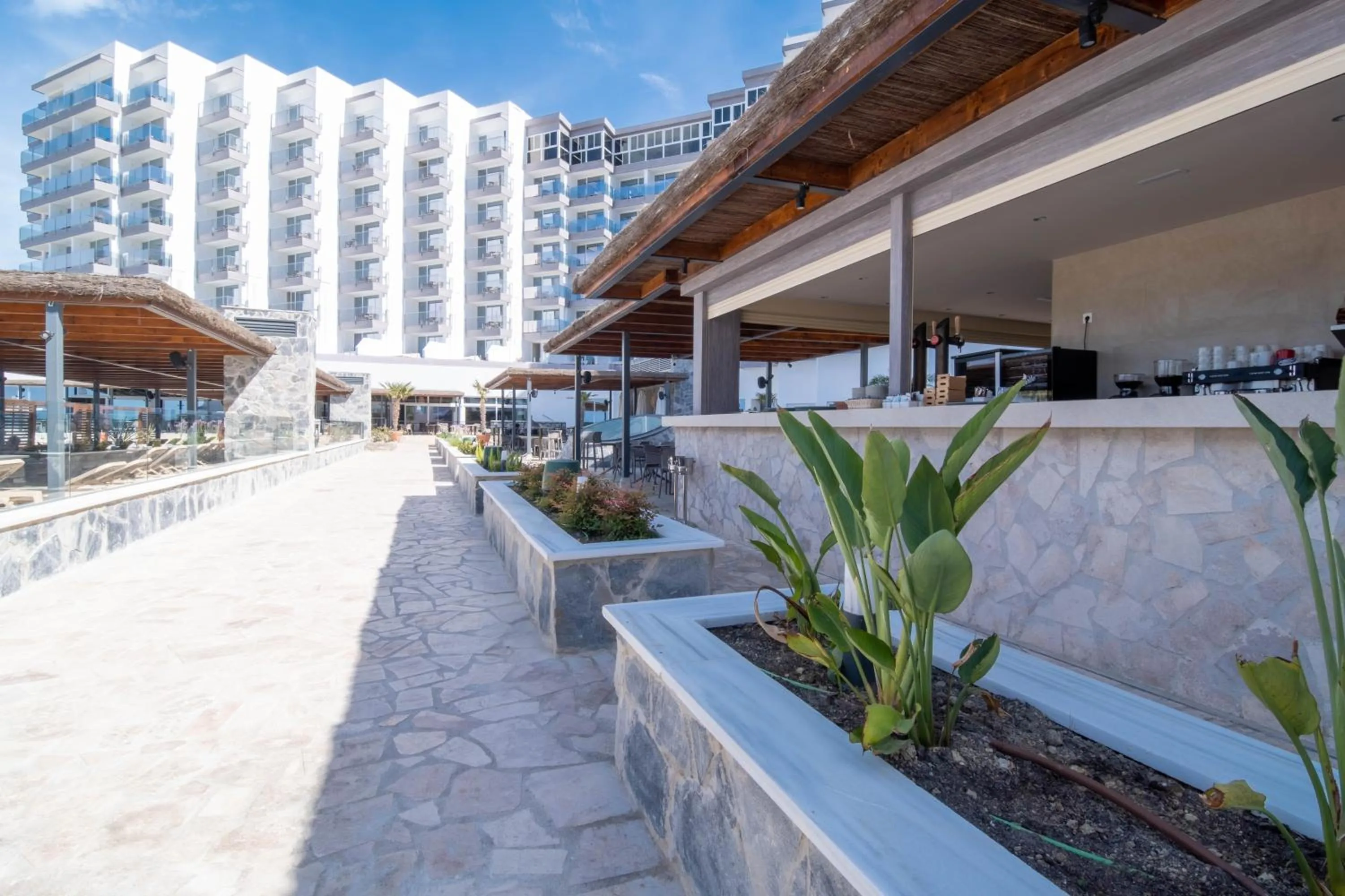 Restaurant/places to eat in Cádiz Bahía by QHotels