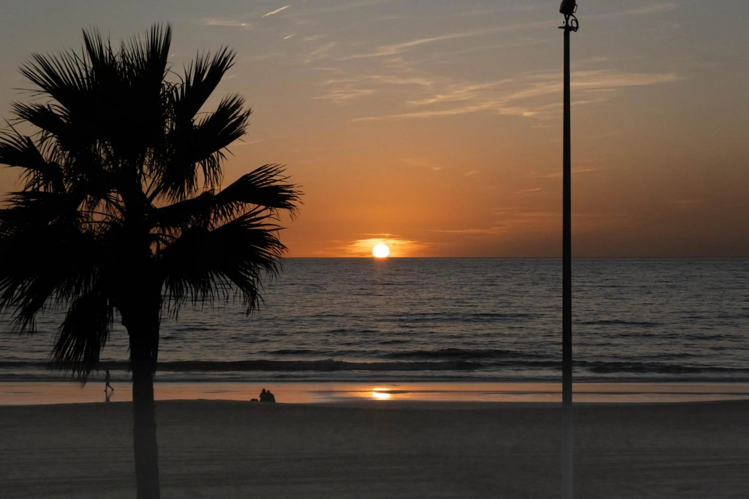 Beach in Cádiz Bahía by QHotels