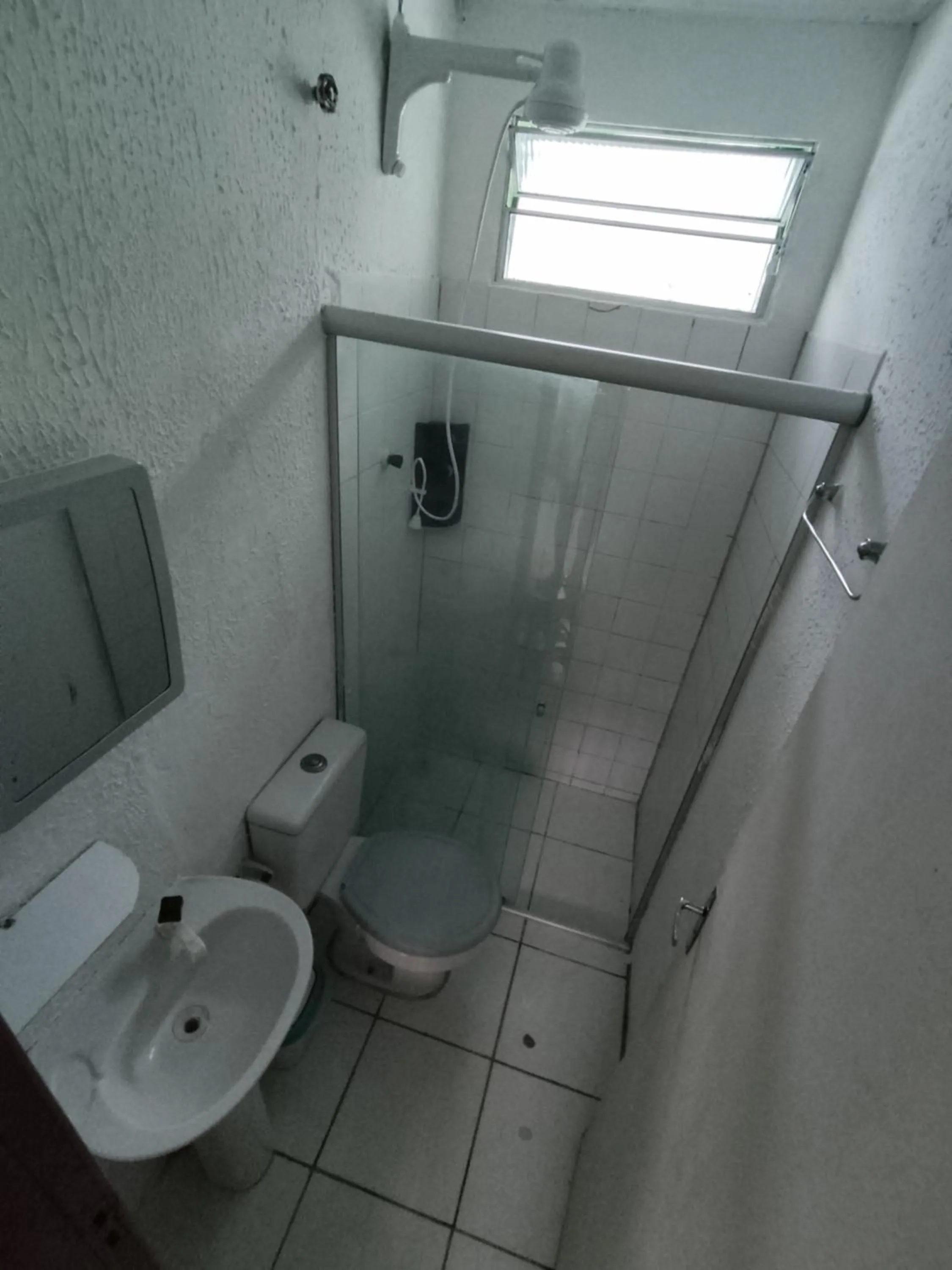Shower in Pousada Santovo