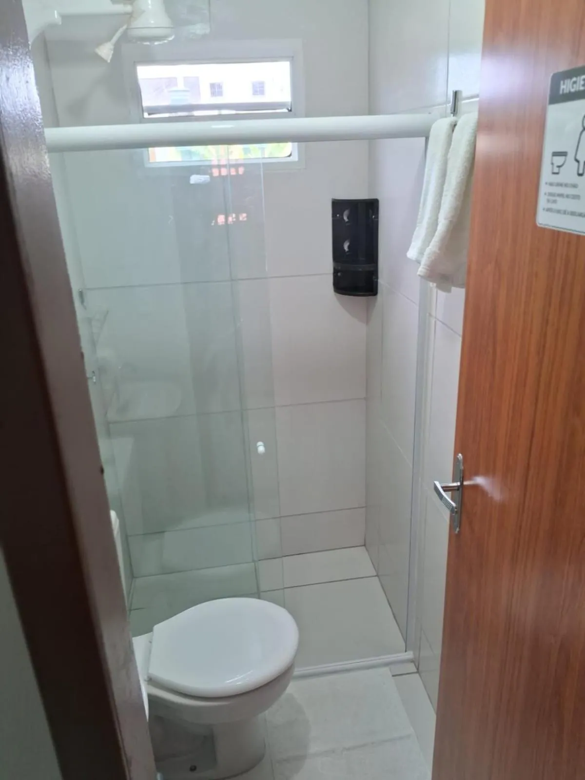 Shower in Pousada Santovo