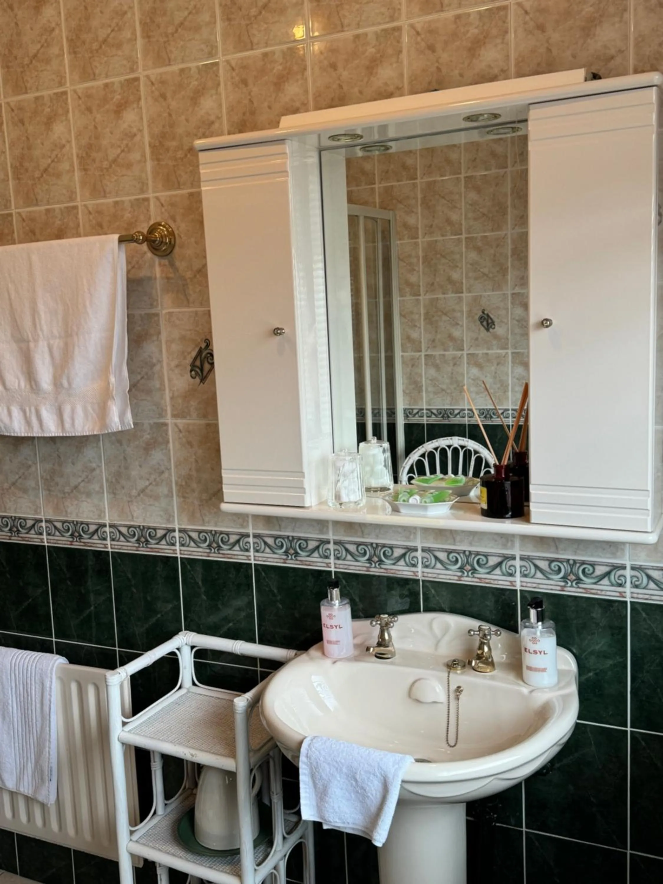 Bathroom in Seacrest B&B