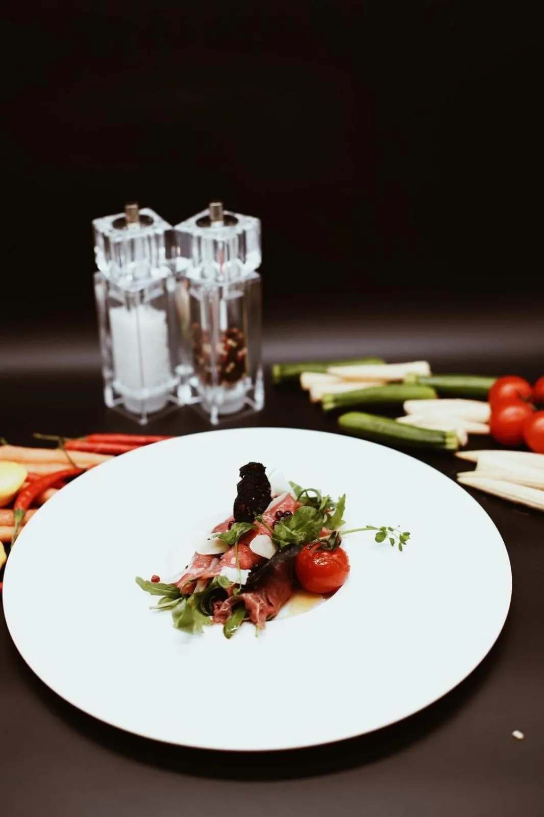 Restaurant/places to eat in AiREA Hotel