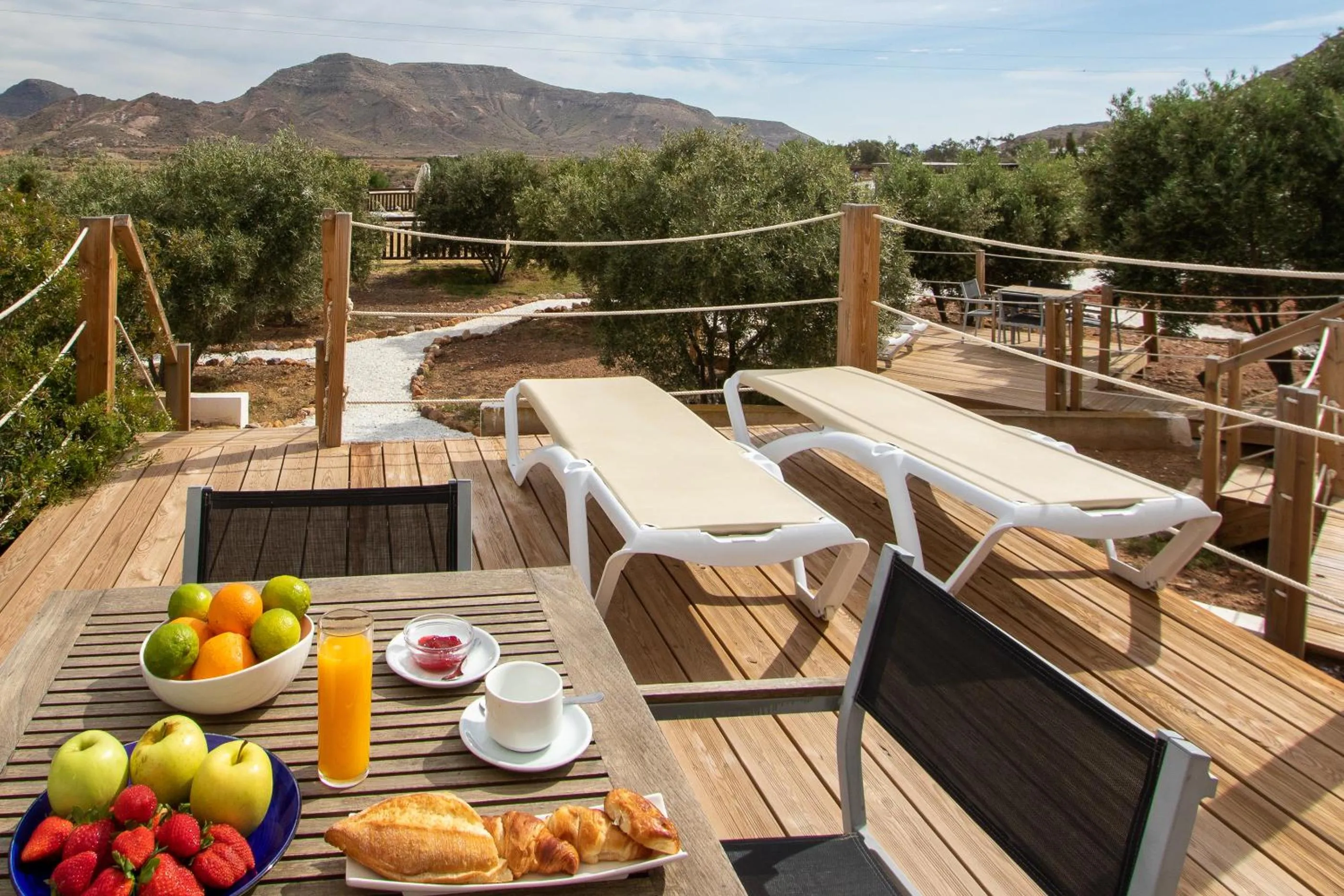 Mountain view in Oro y Luz