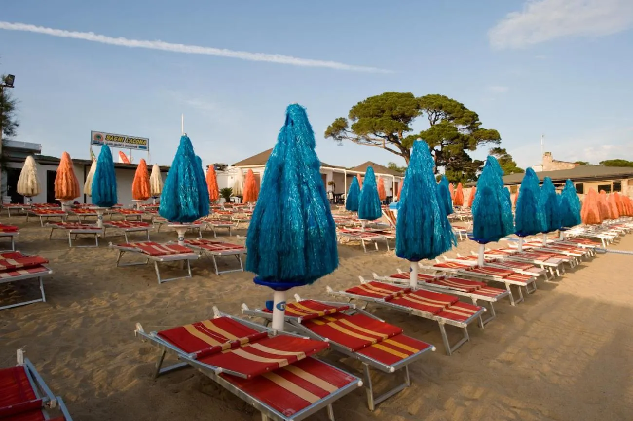 Beach in Hotel Club Lacona