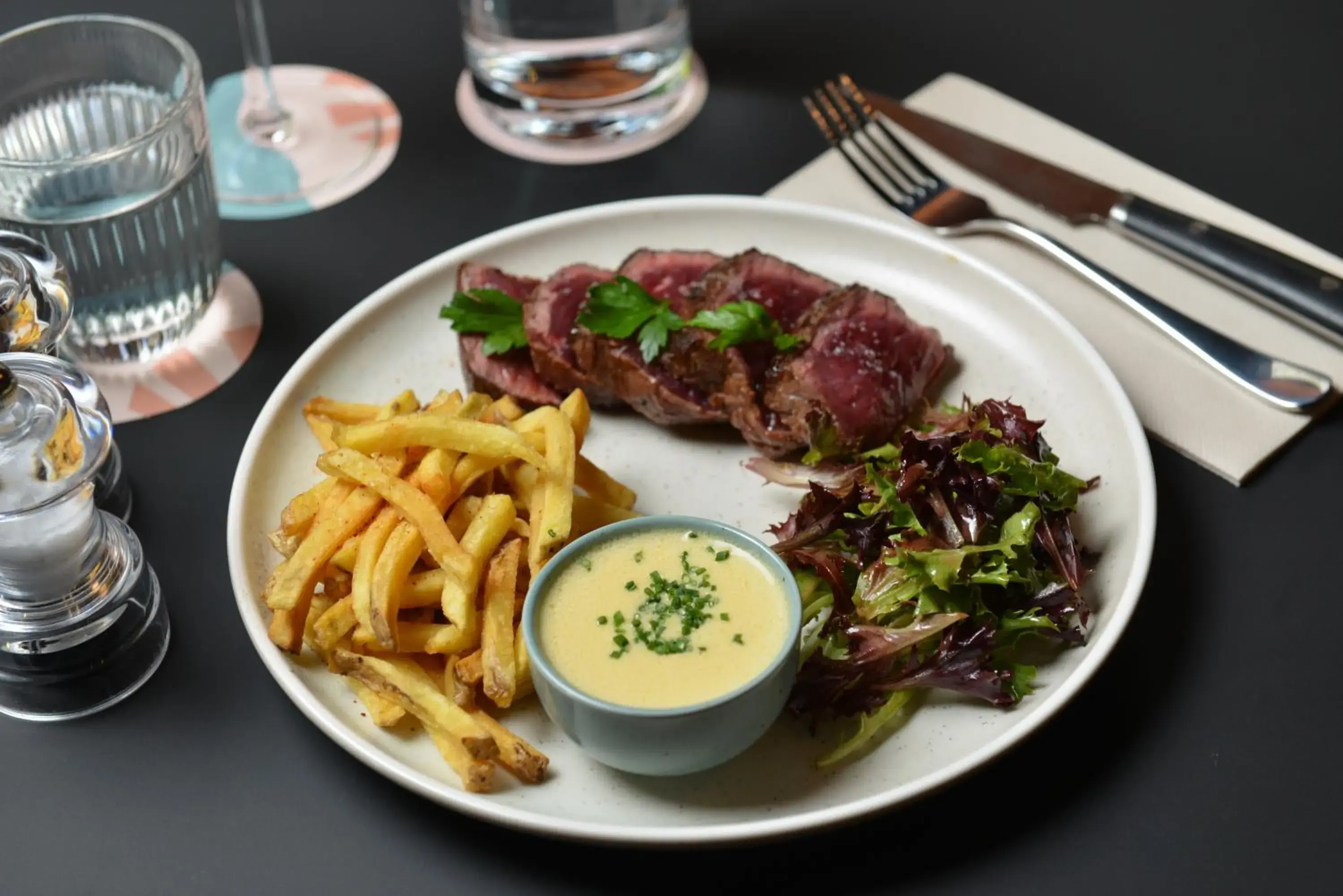 Food and drinks in Tribe Paris La Defense Esplanade Food and drinks in Tribe Paris La Defense Esplanade