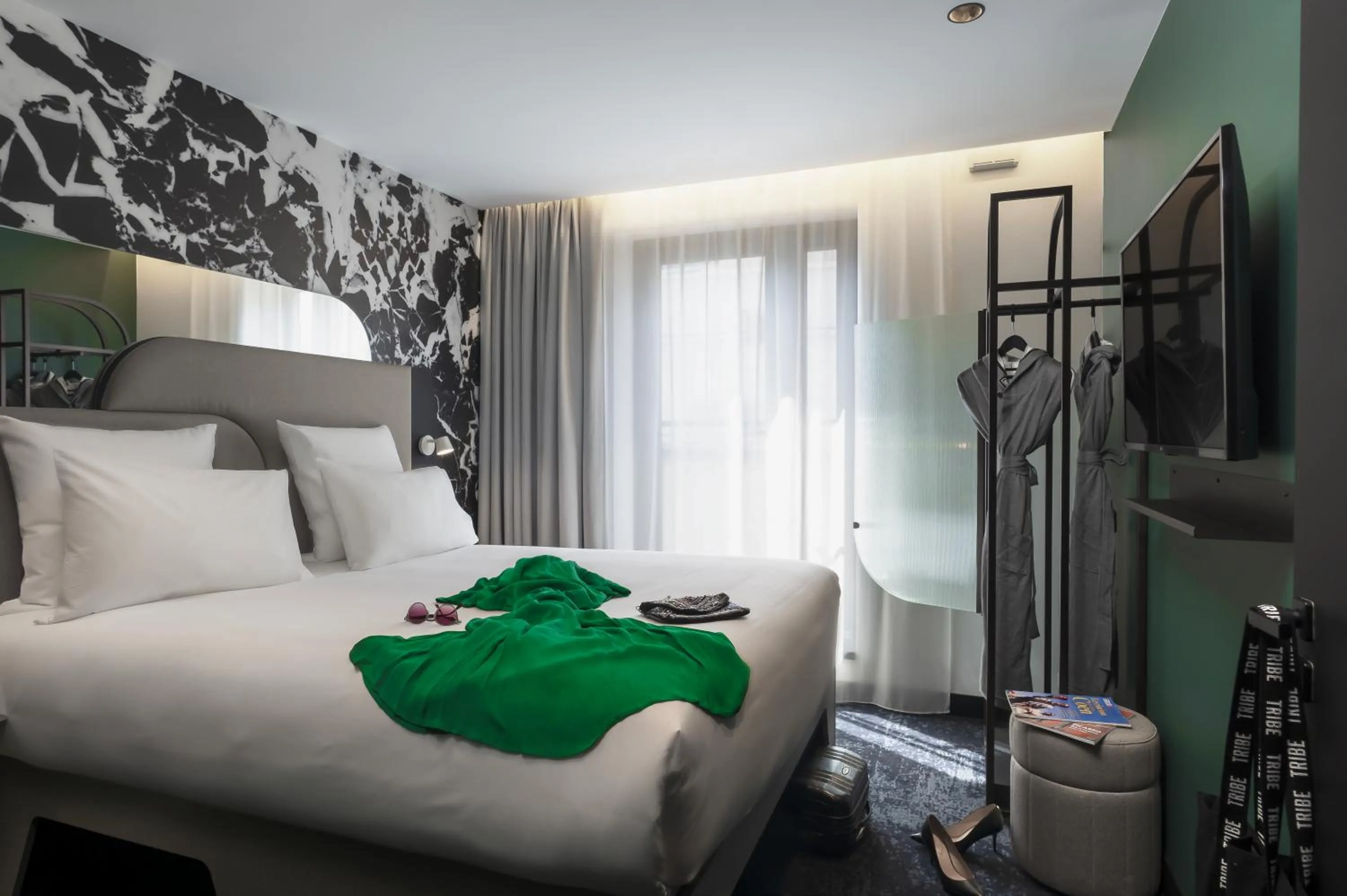 Bed in Tribe Paris La Defense Esplanade