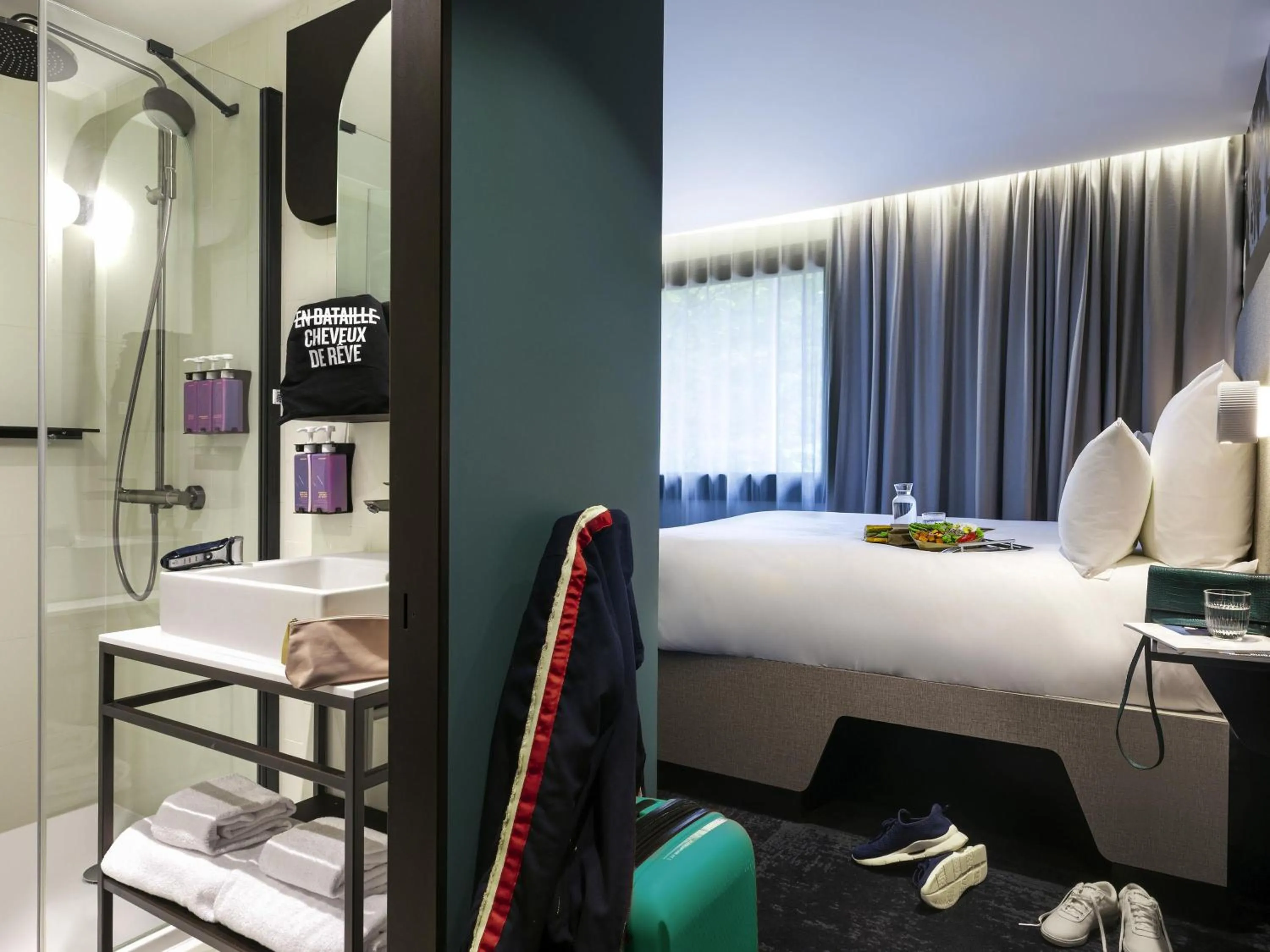 Bedroom, Bed in Tribe Paris La Defense Esplanade