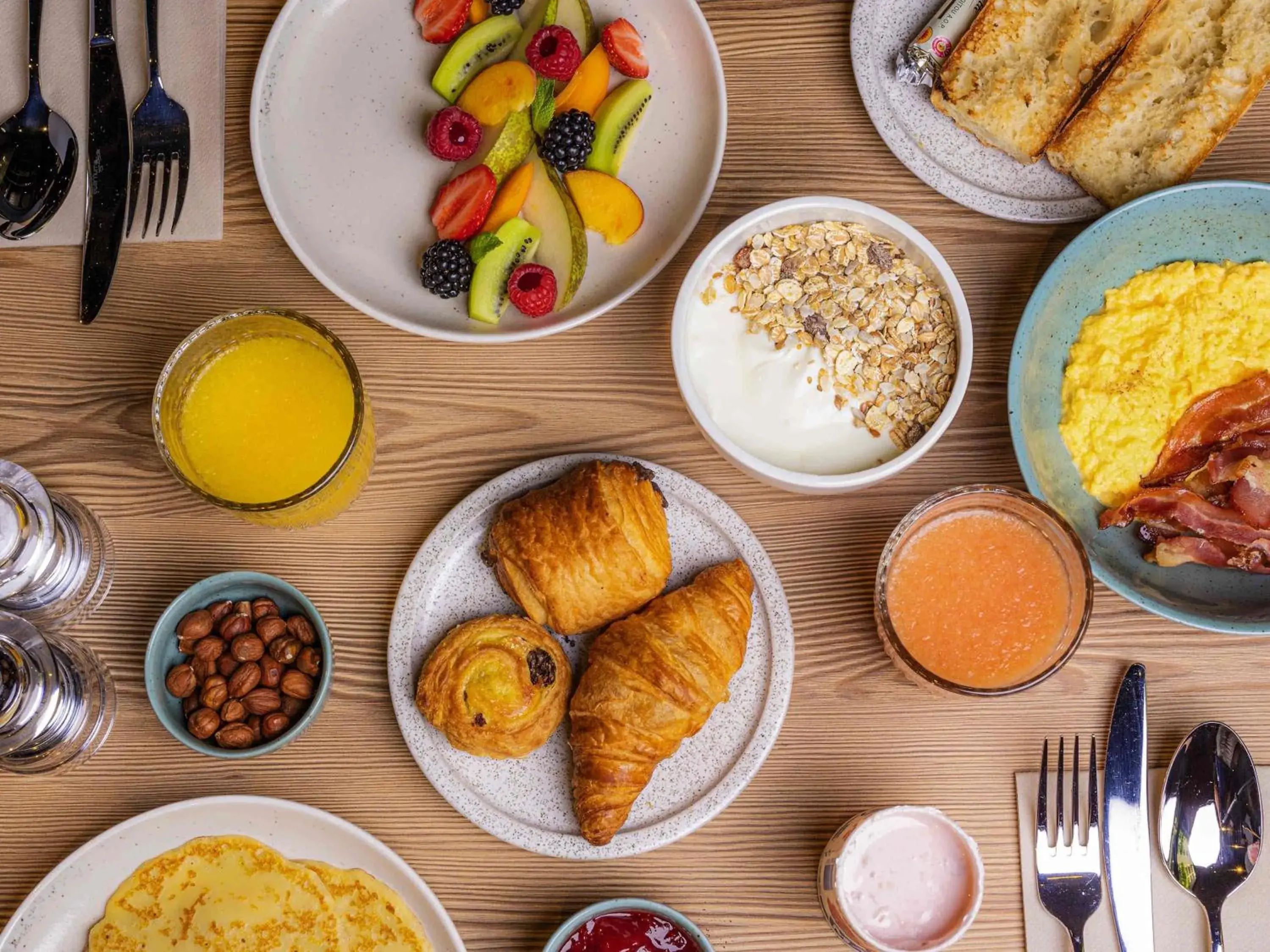 Breakfast in Tribe Paris La Defense Esplanade Breakfast in Tribe Paris La Defense Esplanade