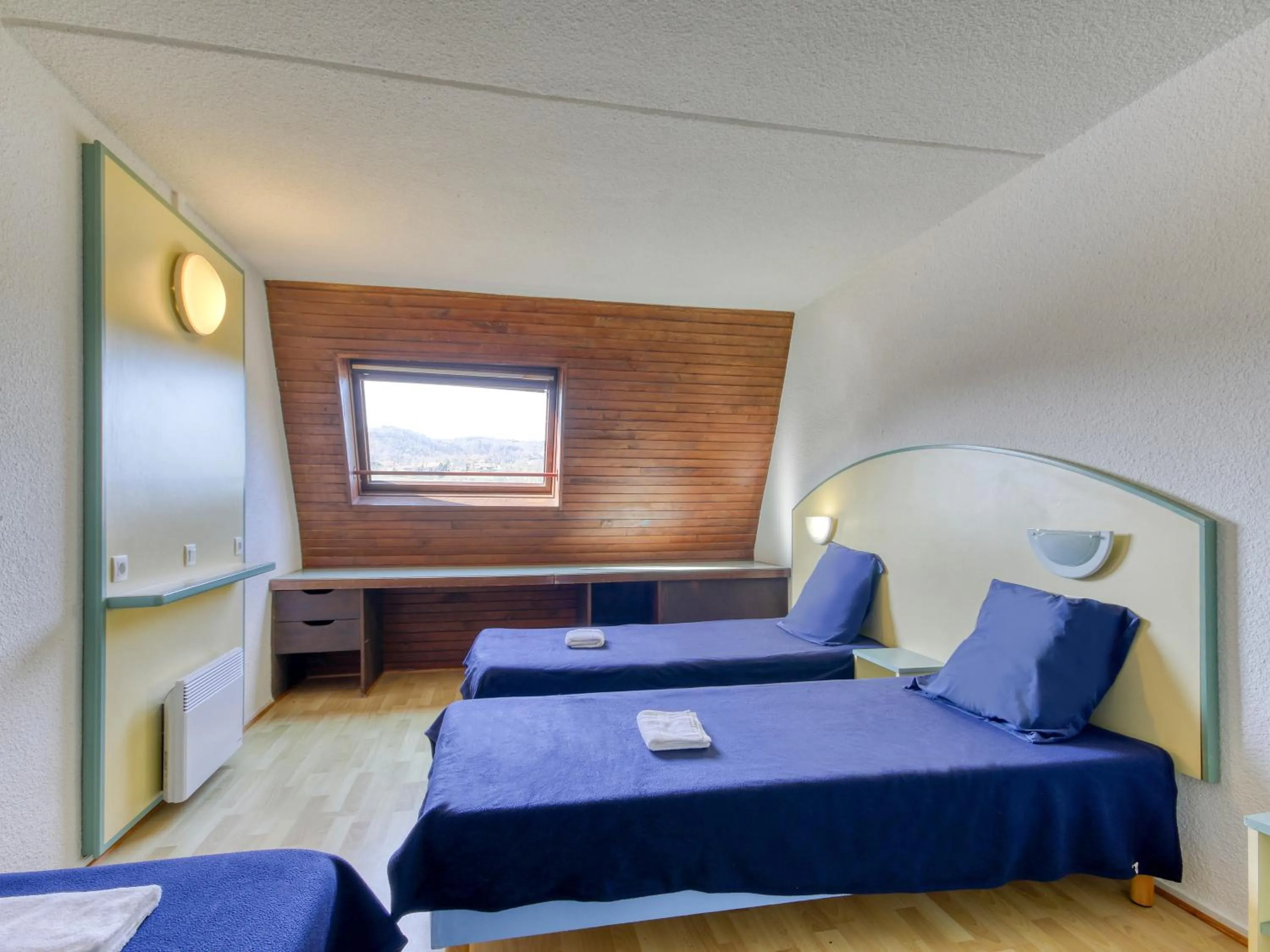 Bed in Vacancéole - Le Domaine de Confolant