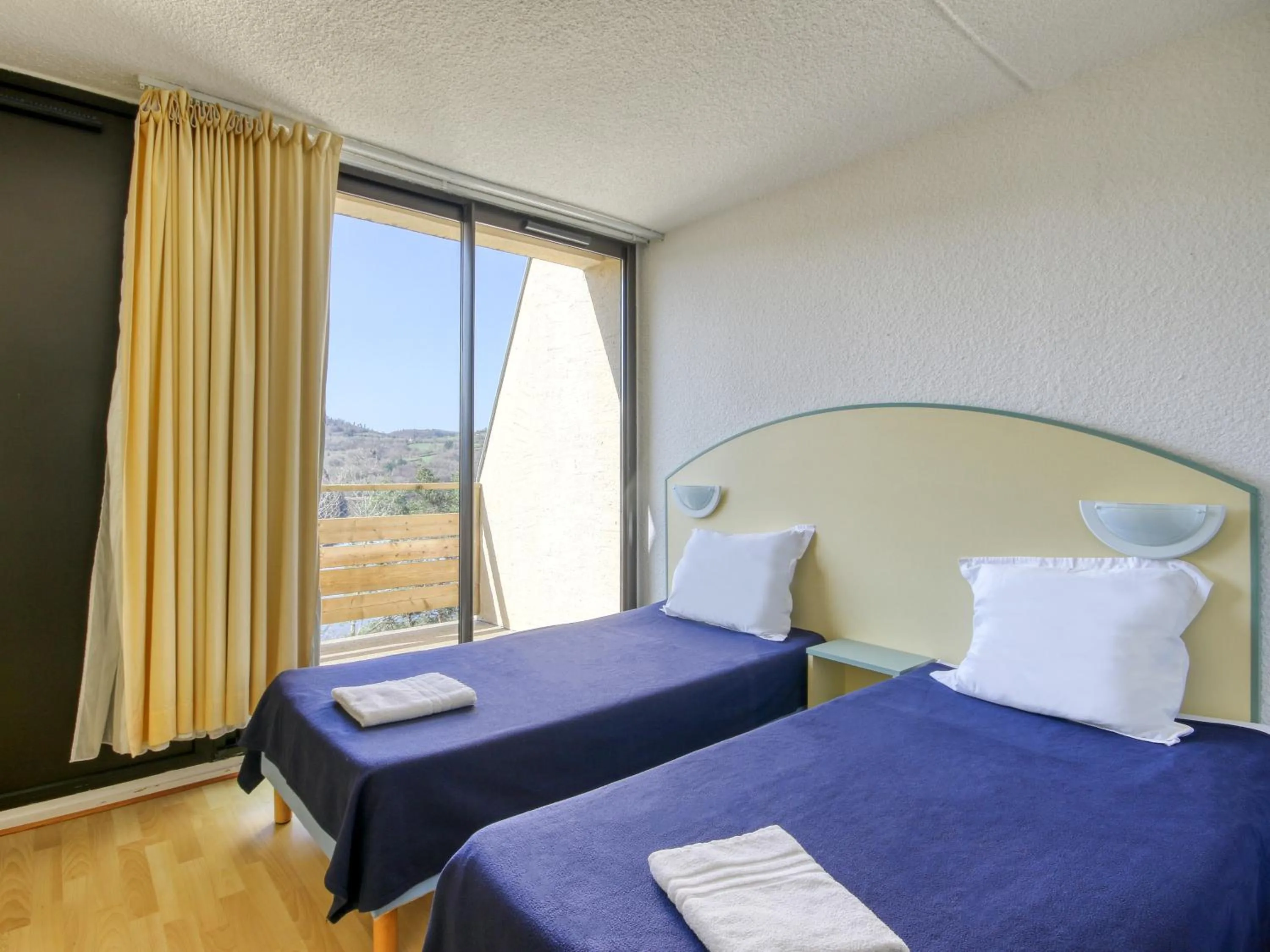 Bed in Vacancéole - Le Domaine de Confolant