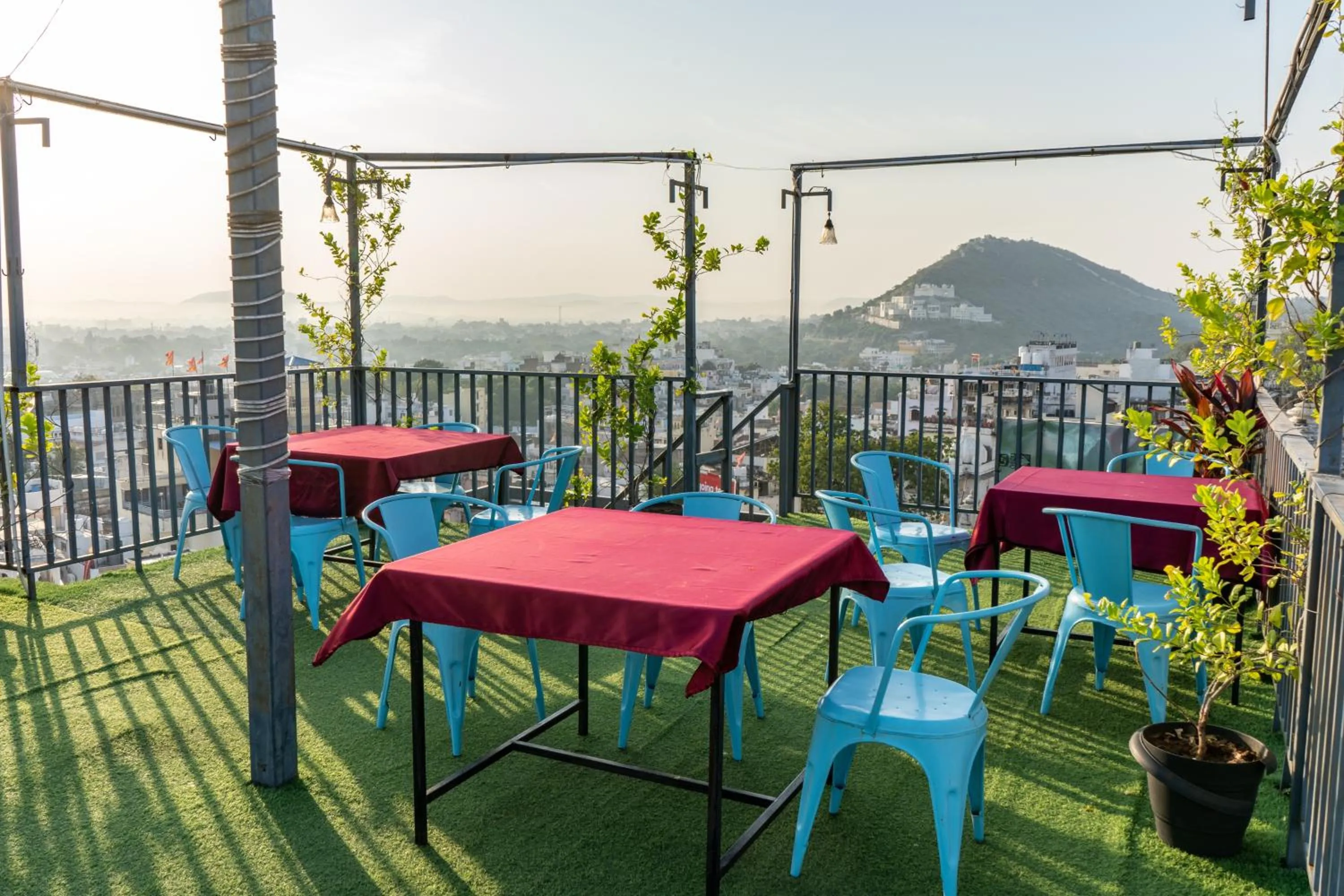 Restaurant/places to eat in Treebo The Fresco Lake Pichola