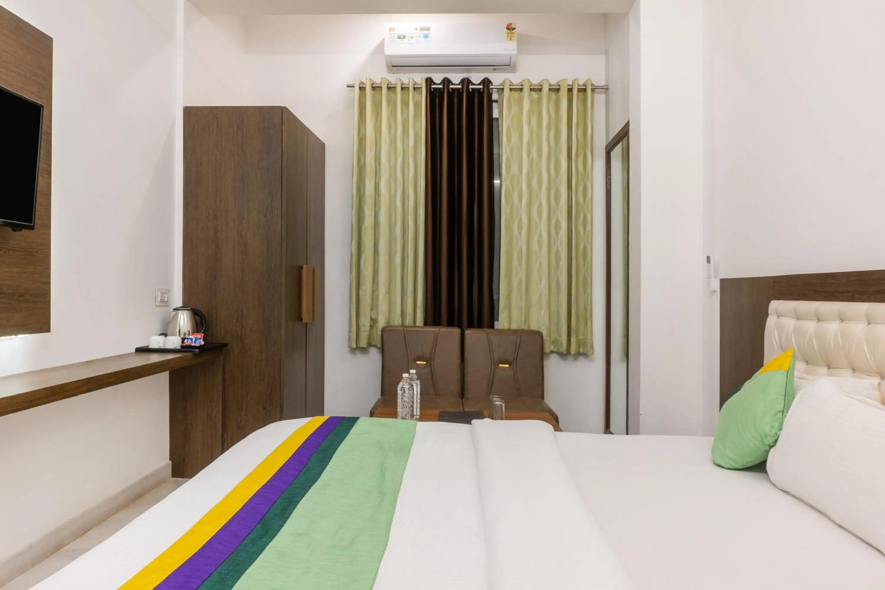 Bedroom, Bed in Treebo The Fresco Lake Pichola