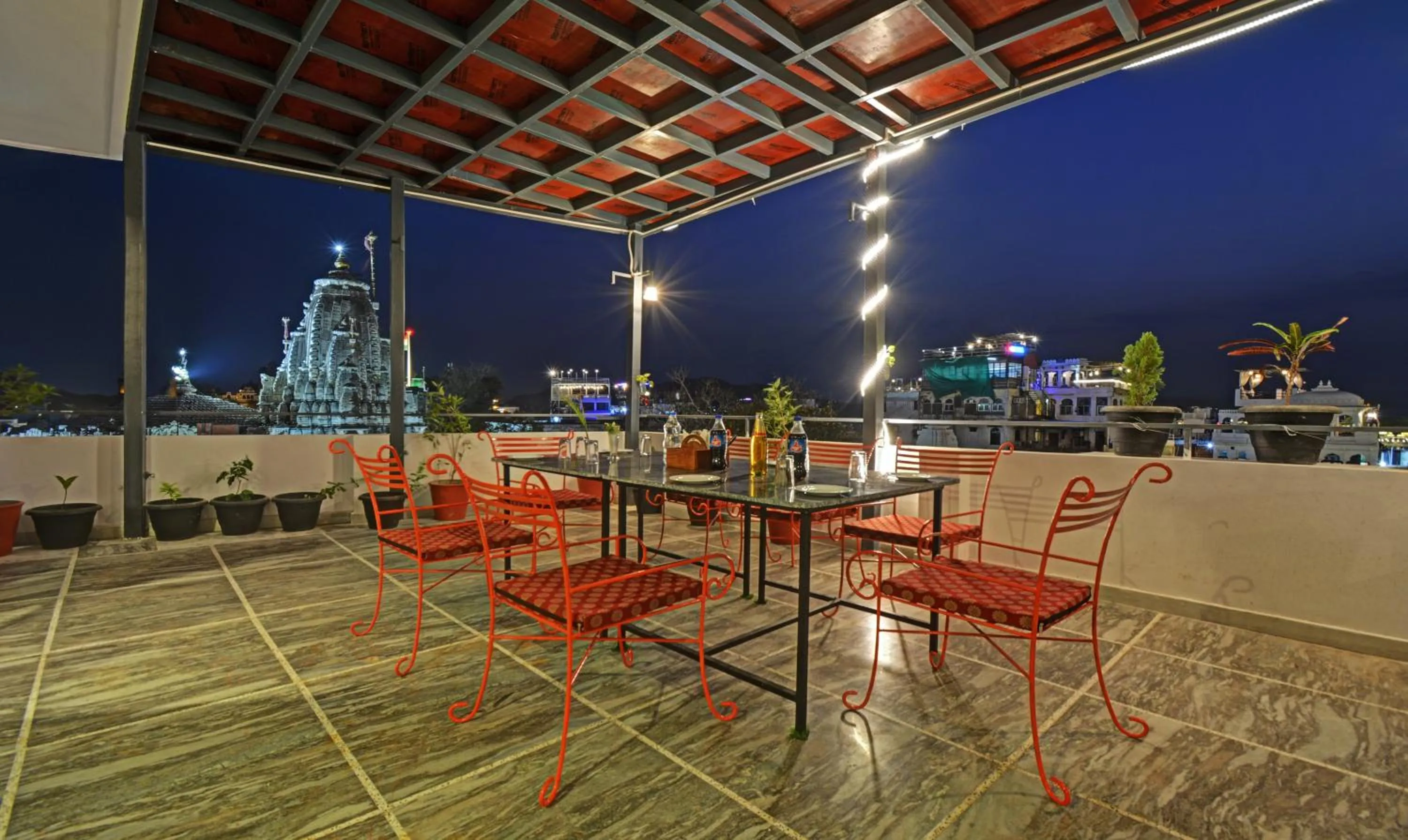 oven in Treebo The Fresco Lake Pichola