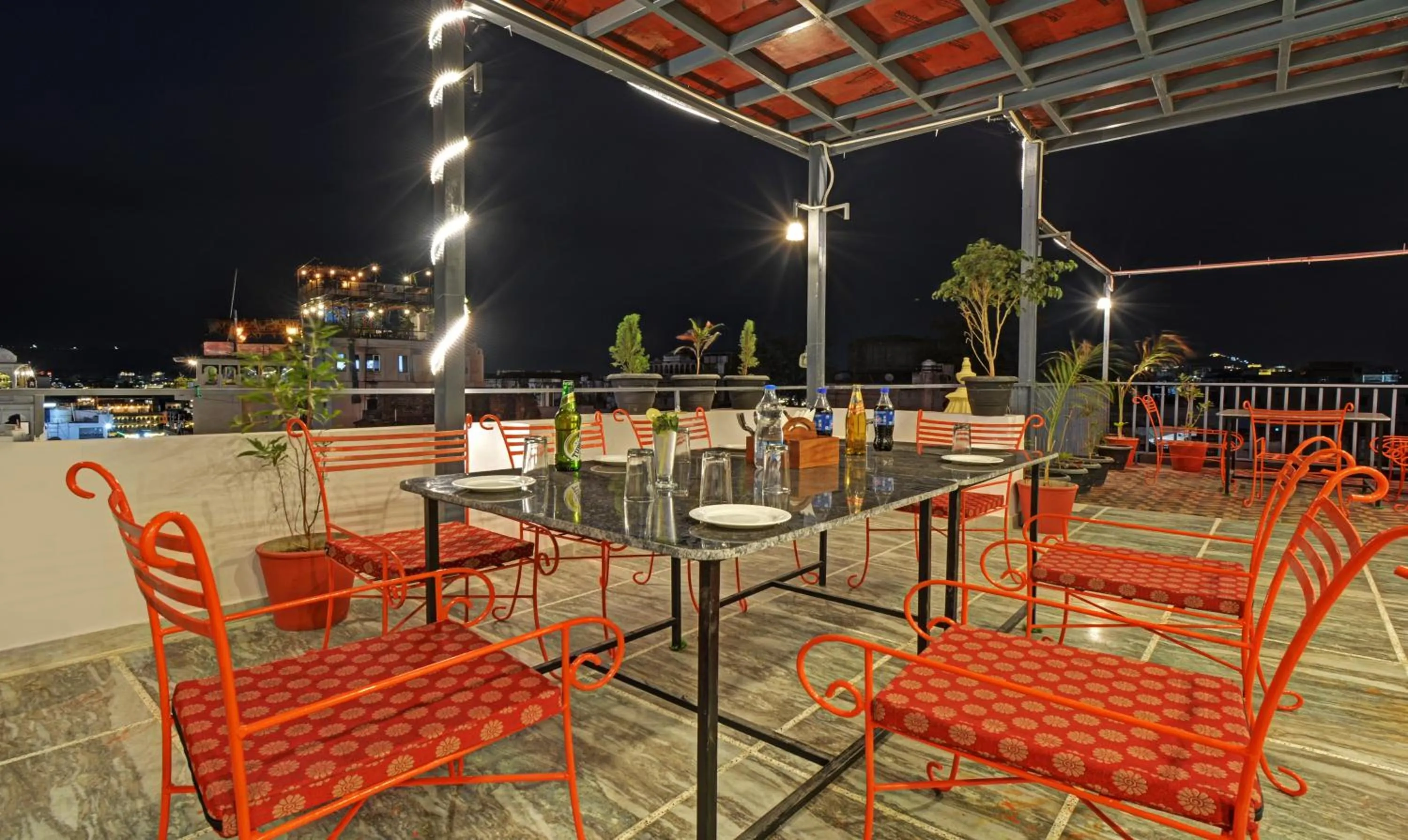 oven in Treebo The Fresco Lake Pichola