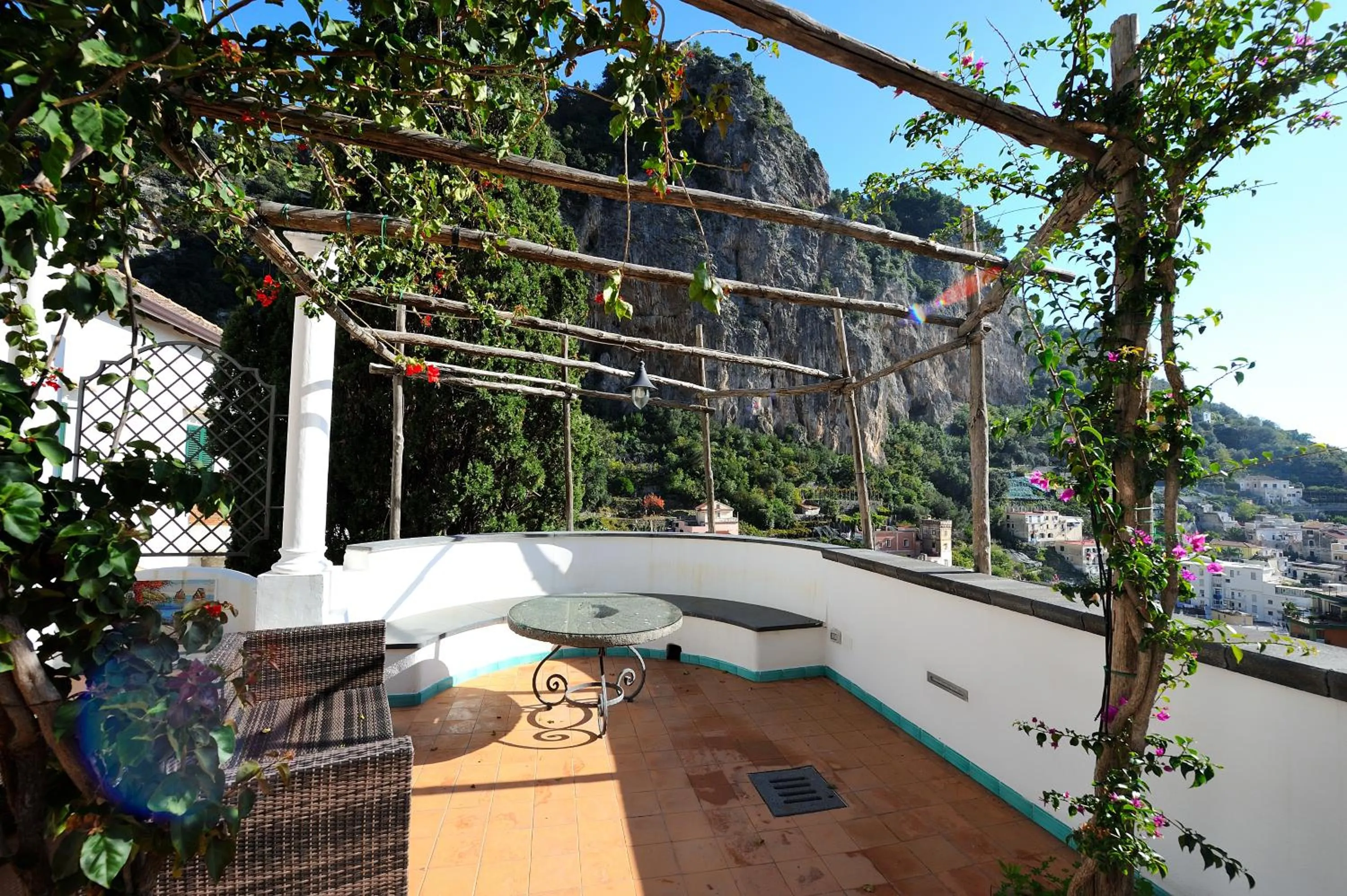 Patio in Hotel Relais Villa Annalara