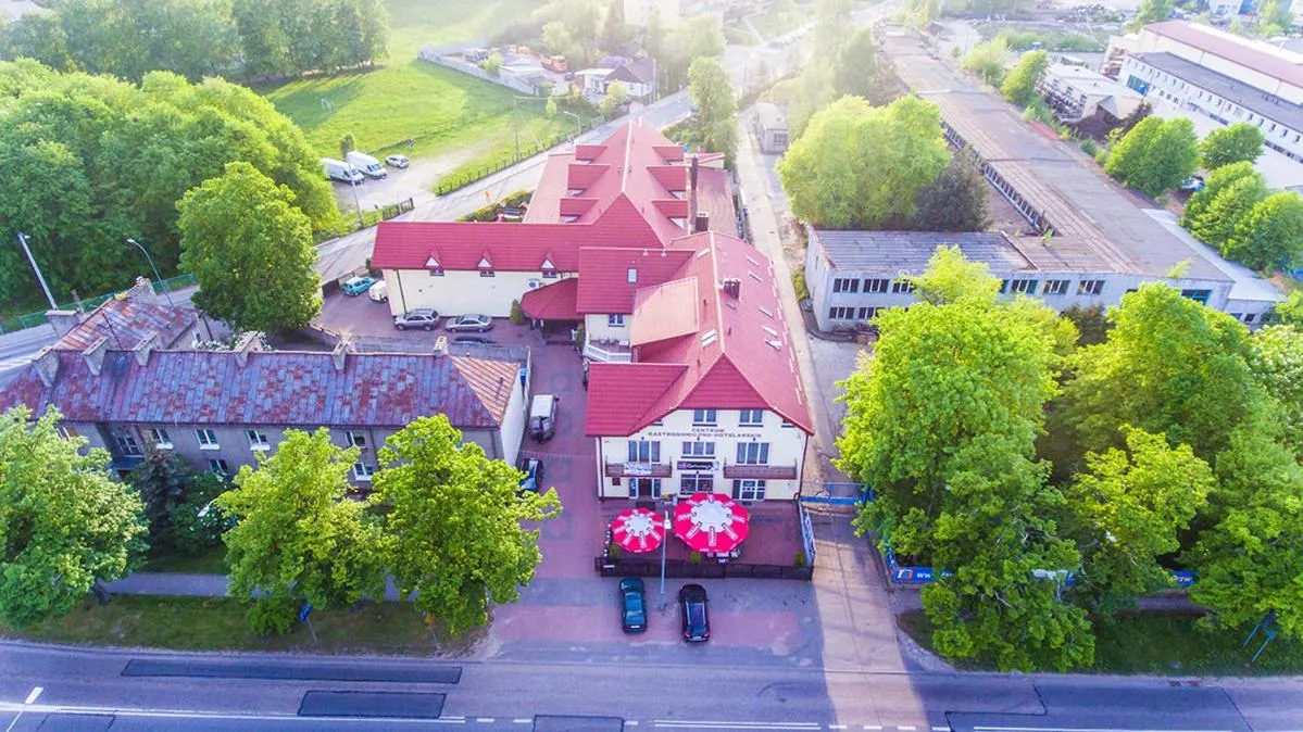 Property building in Kompleks Noclegowy Warka