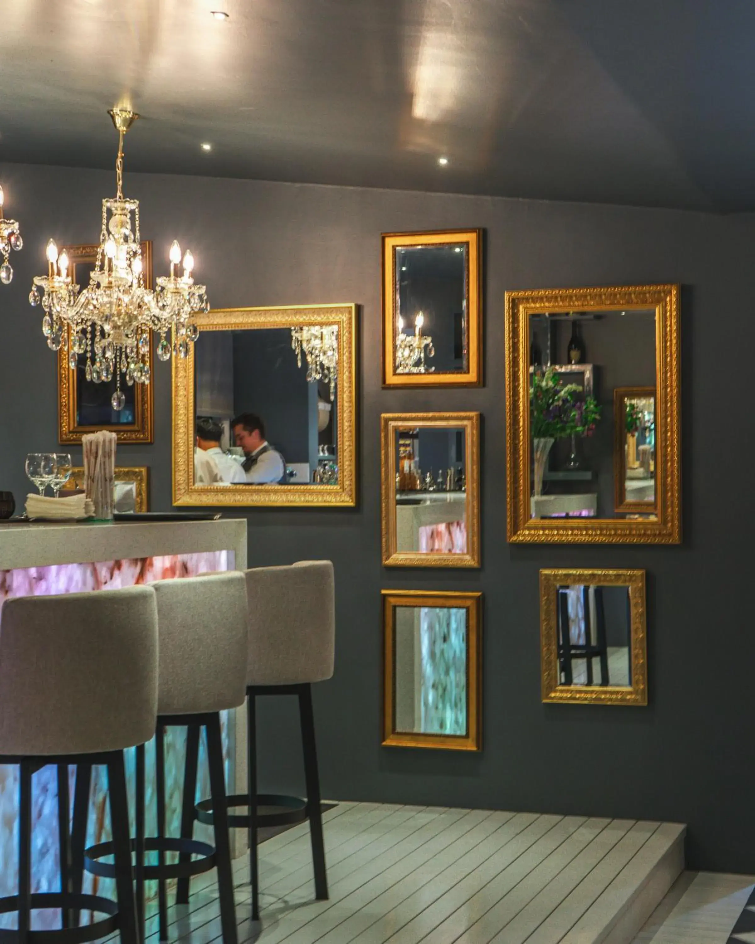 Restaurant/places to eat in Itza Hotel Boutique Internacional Restaurant/places to eat in Itza Hotel Boutique Internacional