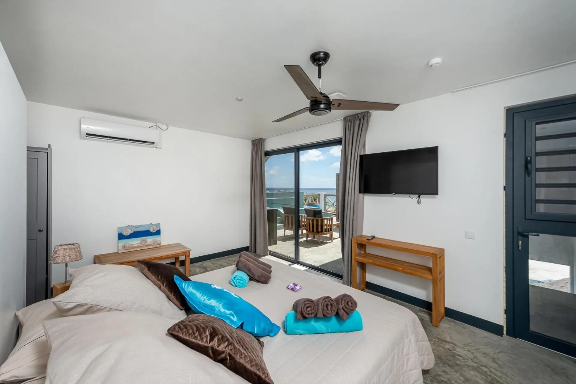 Bedroom, Bed in Bloozz resort Bonaire