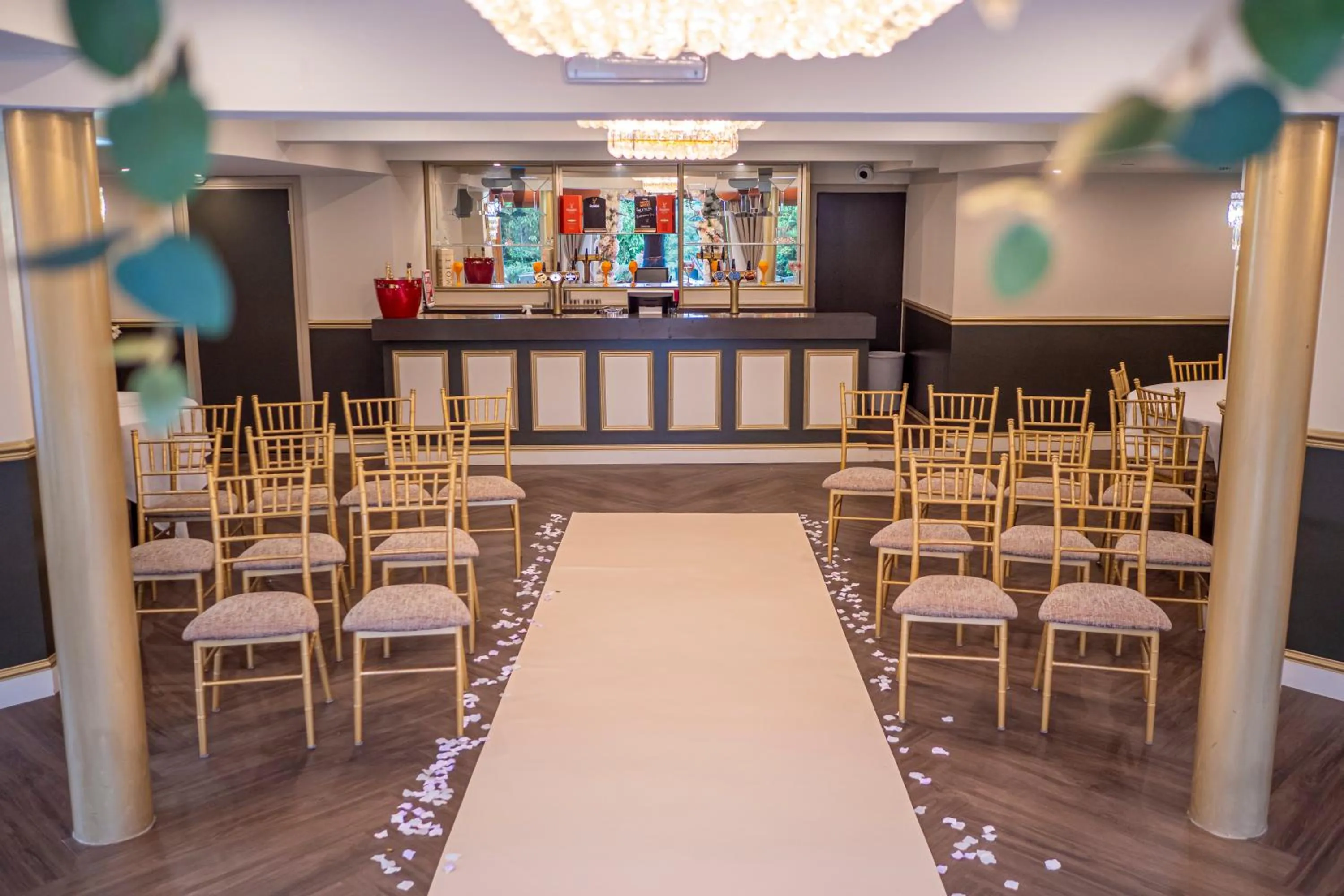 Evening entertainment in Enterkine Country House Resort