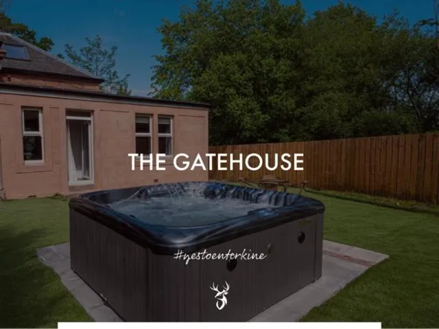 Hot Tub in Enterkine Country House Resort