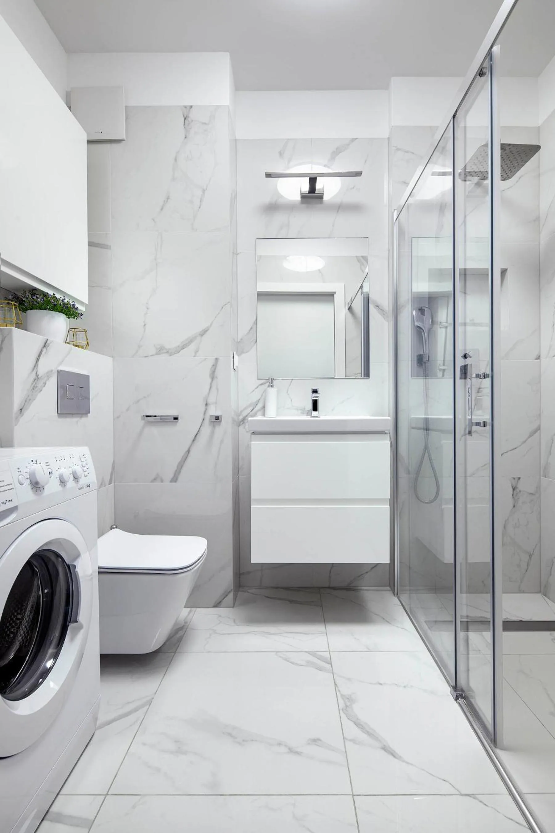 Shower in Sleepy3city Plac Unii