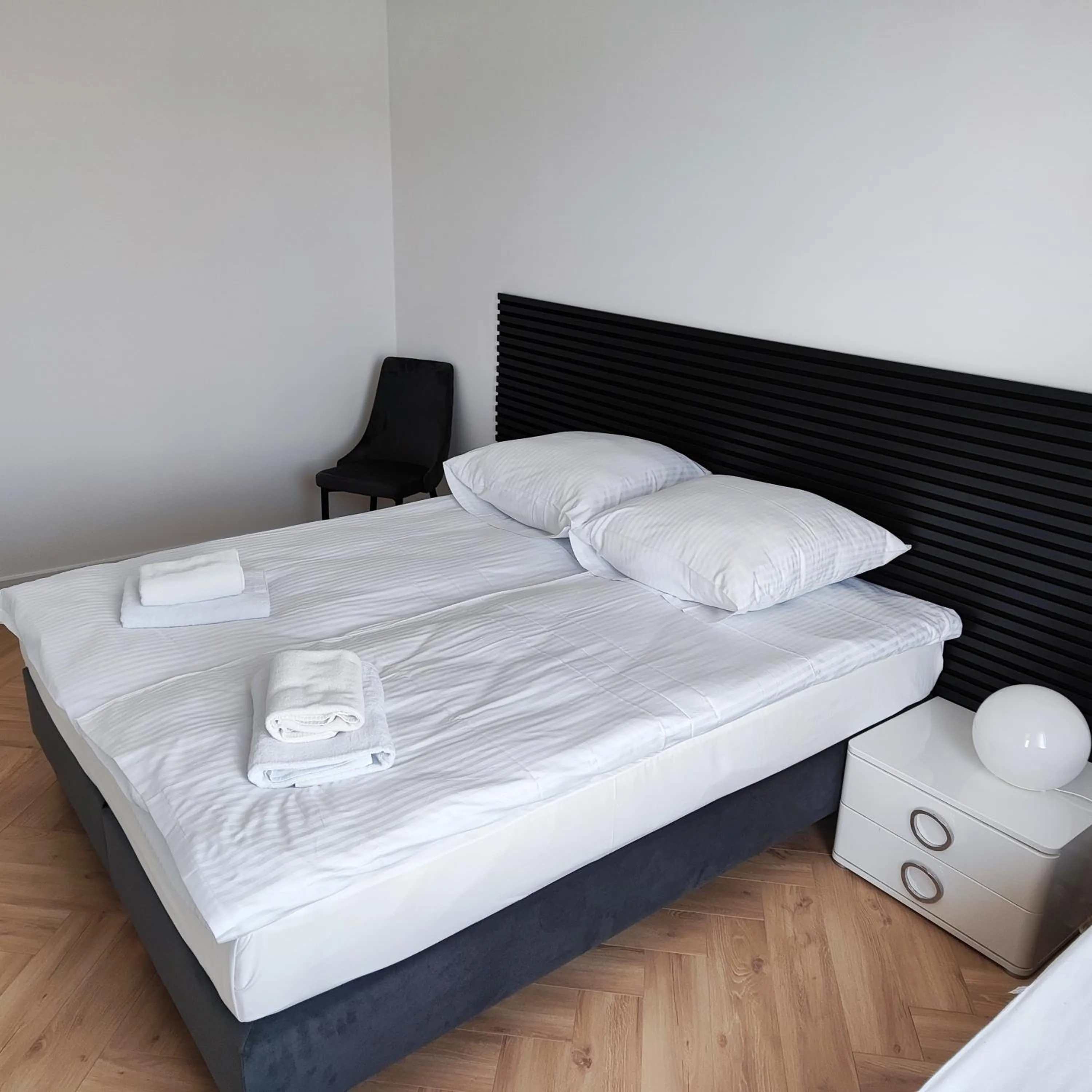 Bed in Sleepy3city Plac Unii