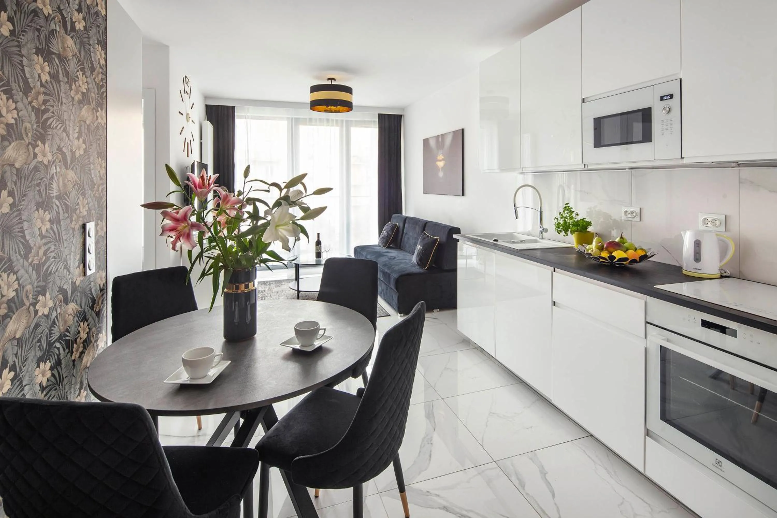 Kitchen or kitchenette in Sleepy3city Plac Unii