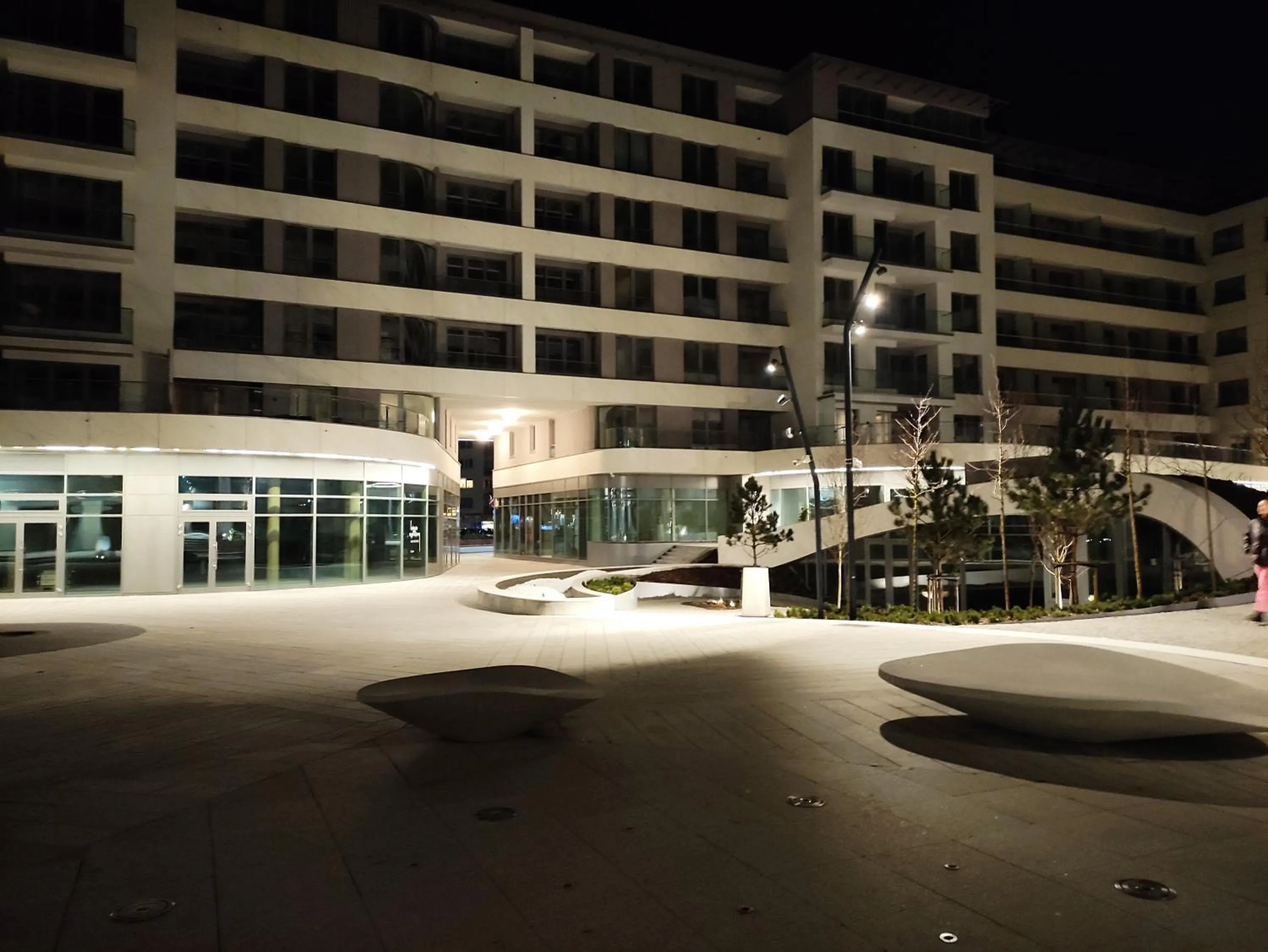 Property building in Sleepy3city Plac Unii