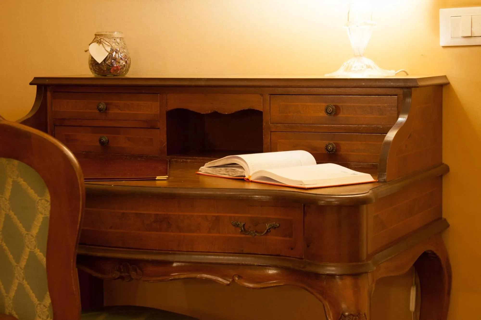 Decorative detail, Bed in Hotel Locanda Canal