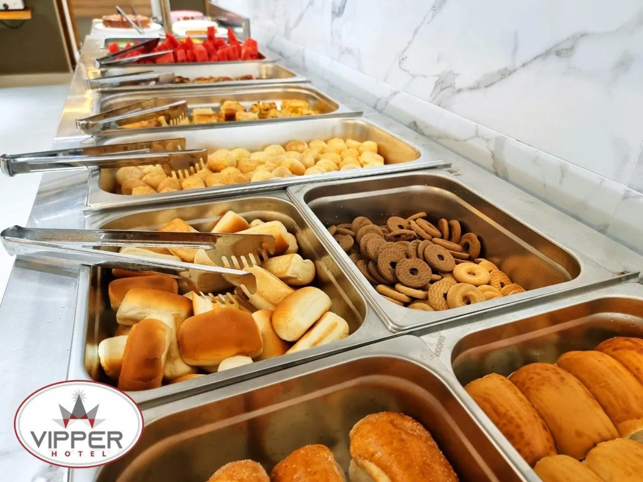 Restaurant/places to eat in VIPPER Hotel