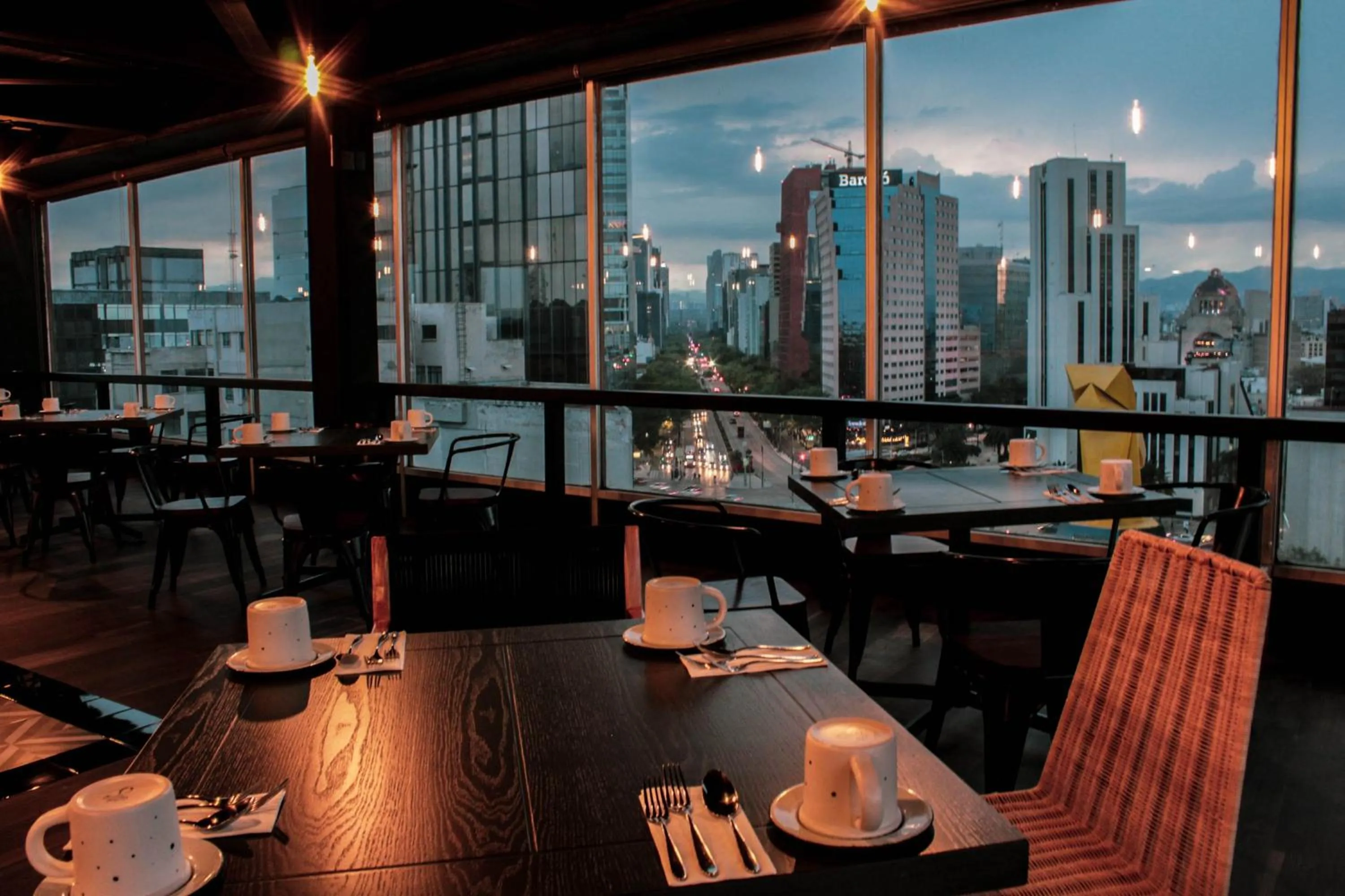 Restaurant/places to eat in Hotel B Urban Xaman by Fontán Reforma