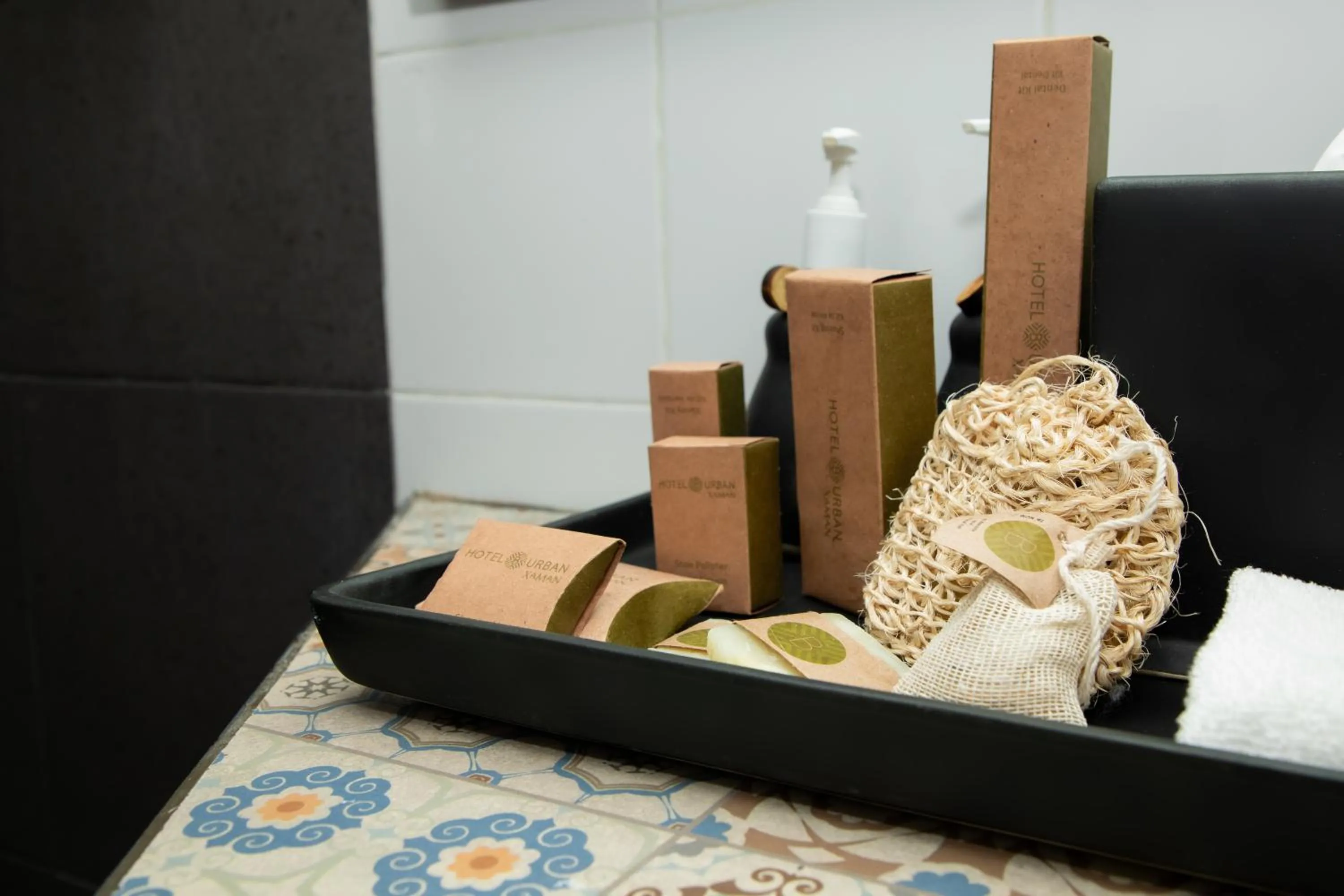 Bathroom in Hotel B Urban Xaman by Fontán Reforma