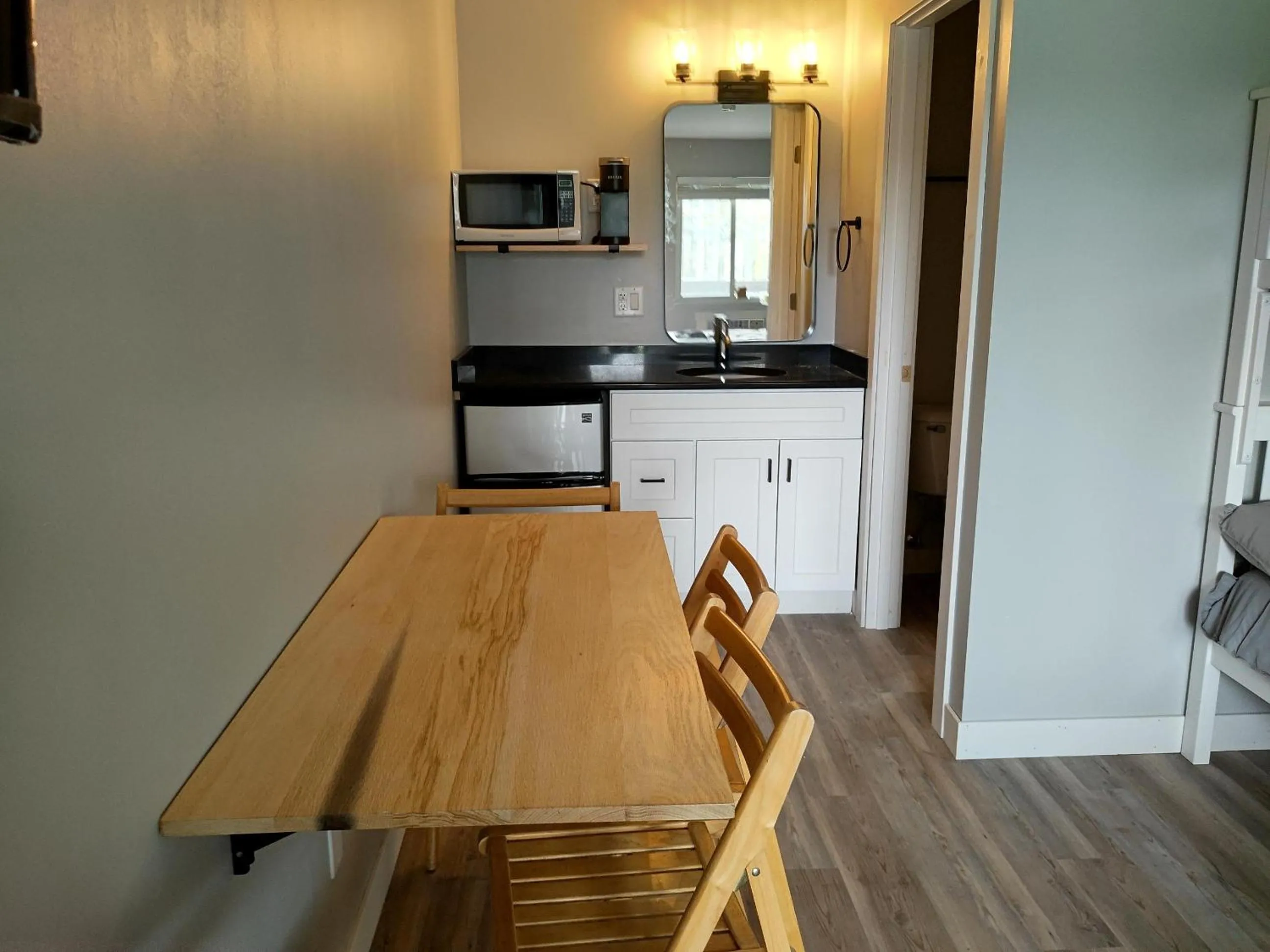 Shafer Lakeside Resort