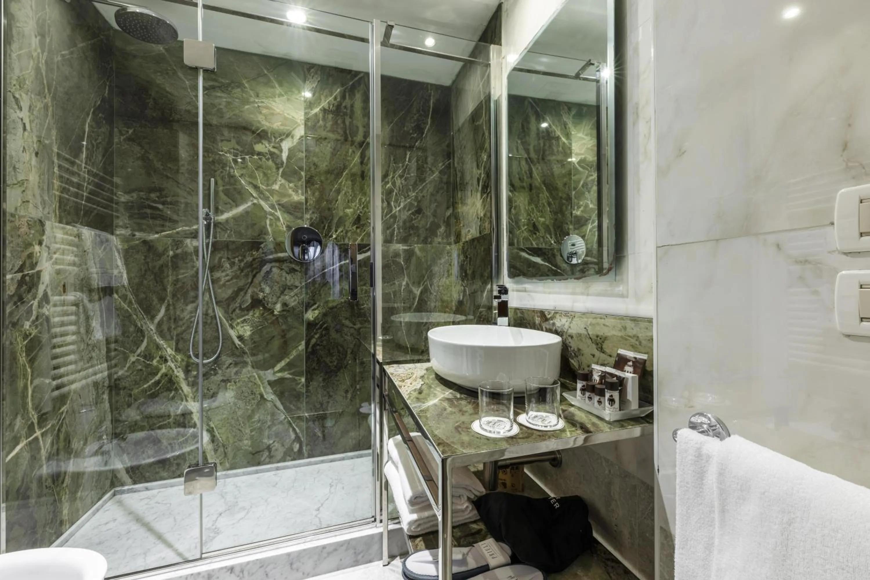 Bathroom in Hotel Casa Nicolò Priuli