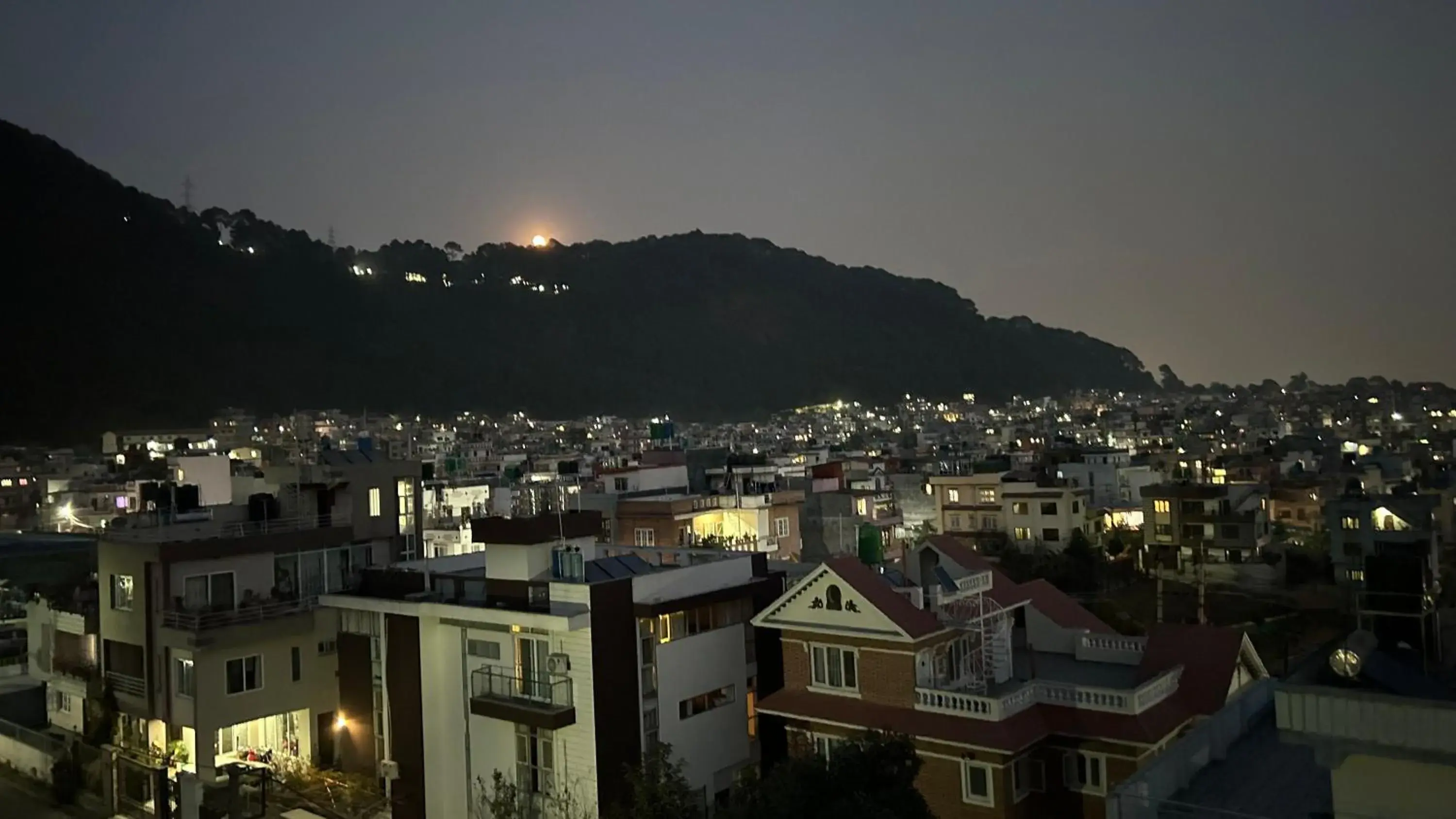 Mountain view in Raniban Suites - Apartment Home Mountain view in Raniban Suites - Apartment Home