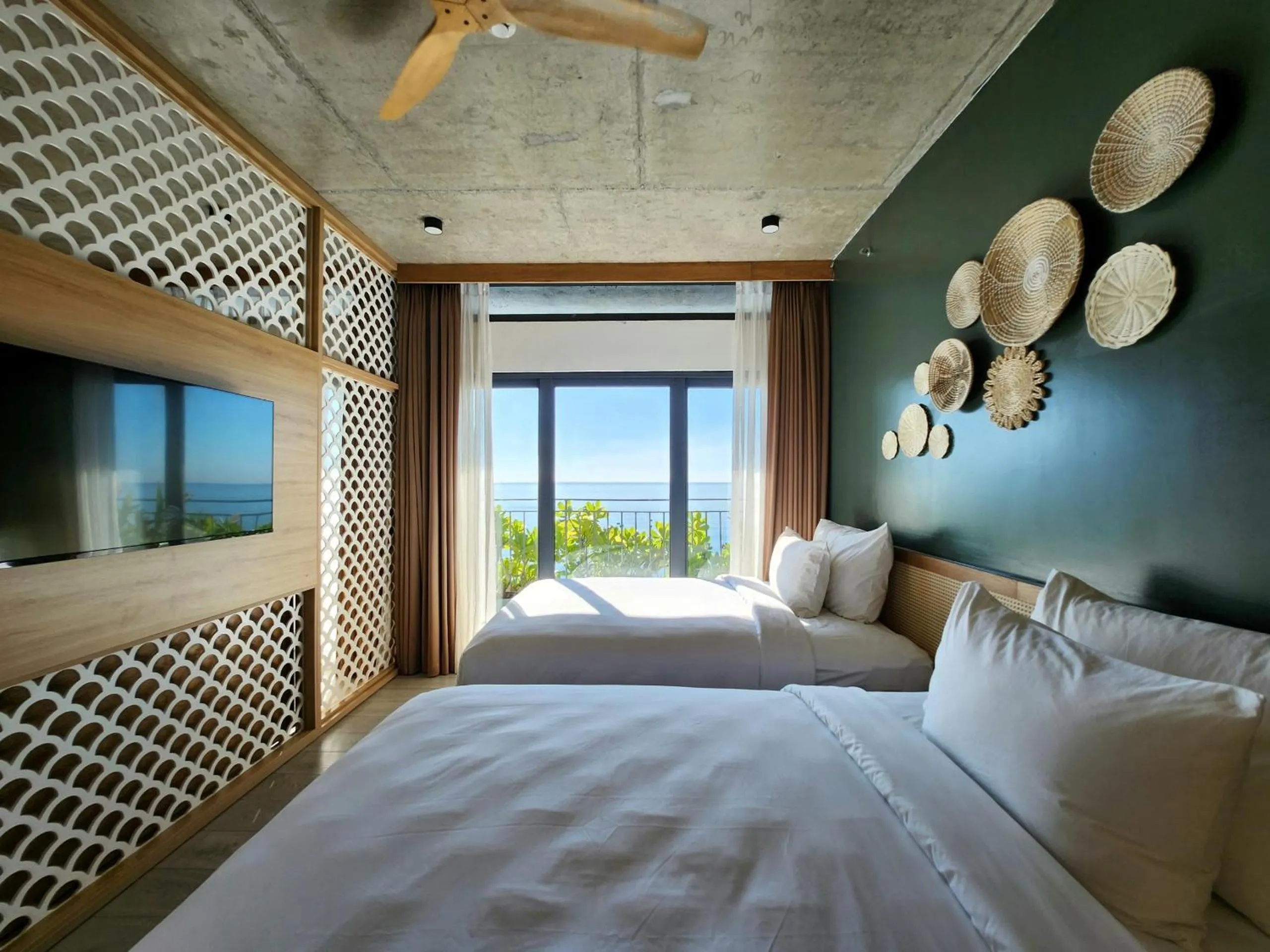 Bed in Leaf Beachfront Hotel Da Nang