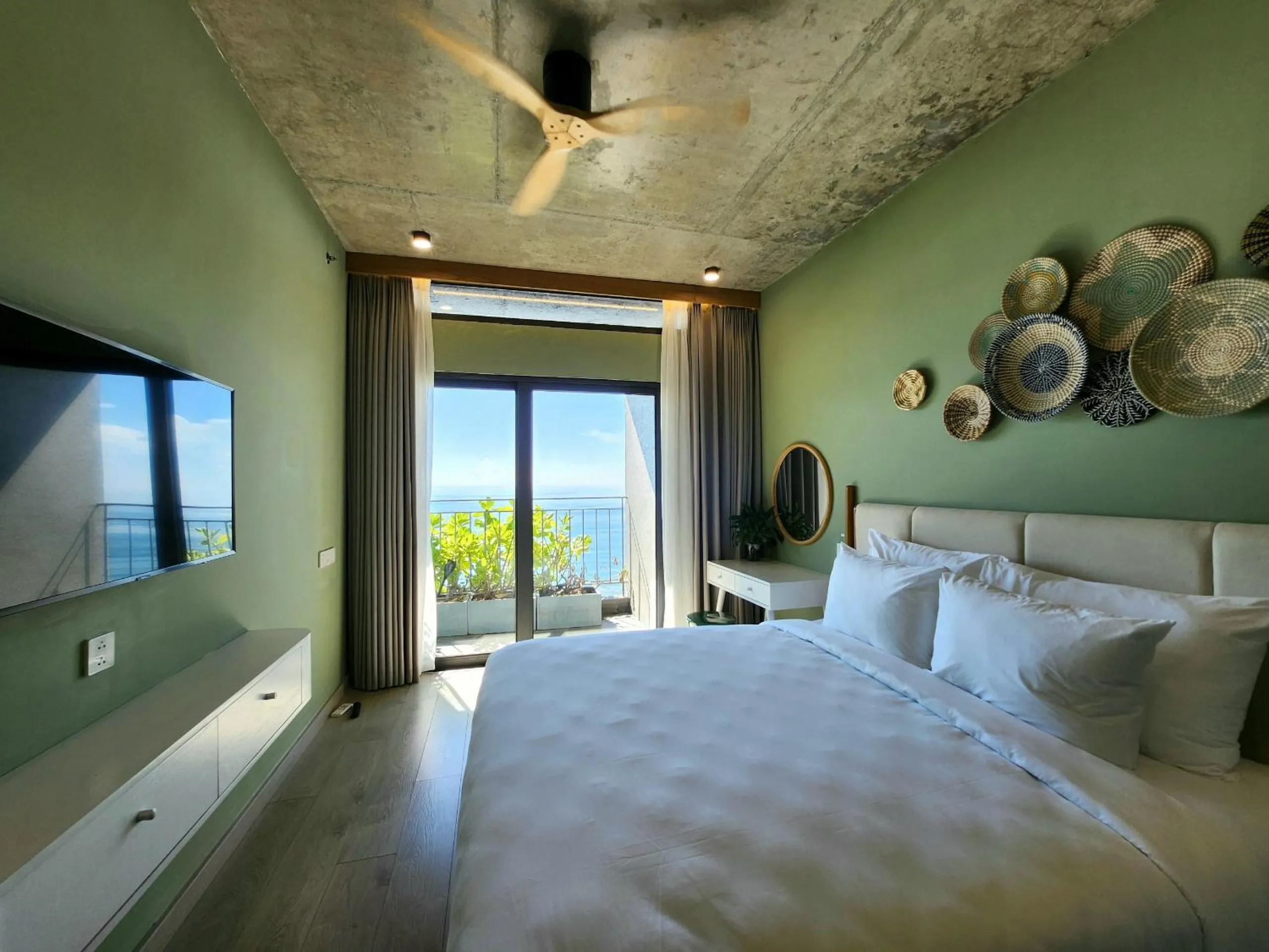 Bed in Leaf Beachfront Hotel Da Nang