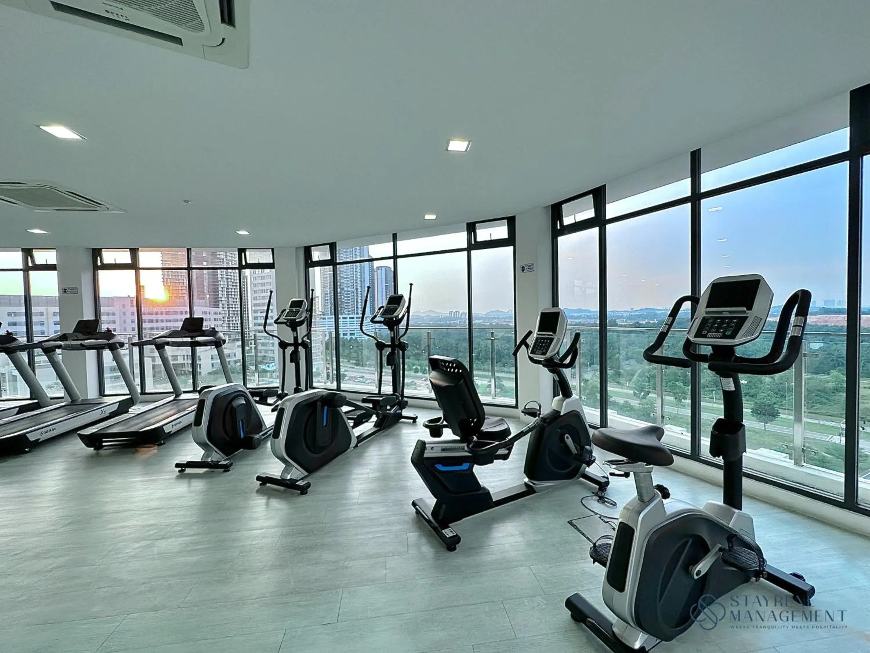 Fitness centre/facilities in The Elysia Suites Fitness centre/facilities in The Elysia Suites