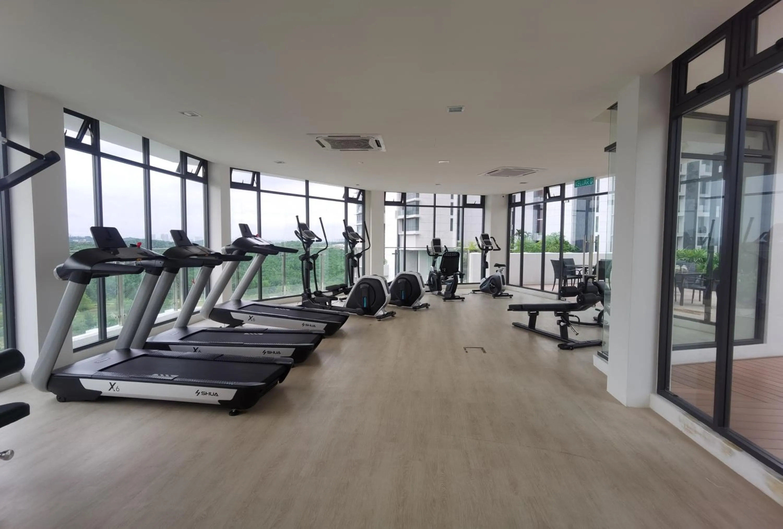 Fitness centre/facilities in The Elysia Suites