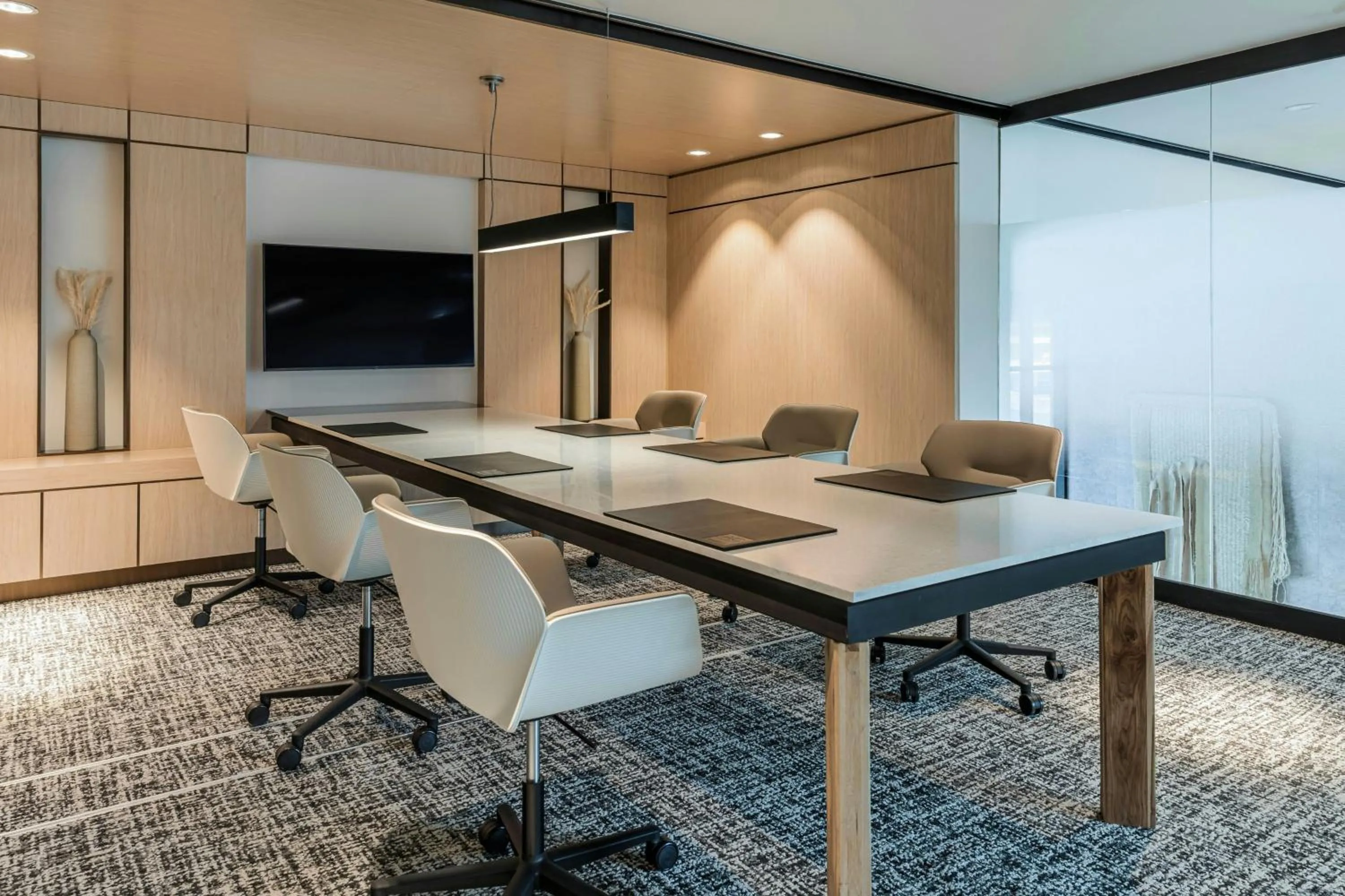 Meeting/conference room in AC Hotel San Jose Airport Belen