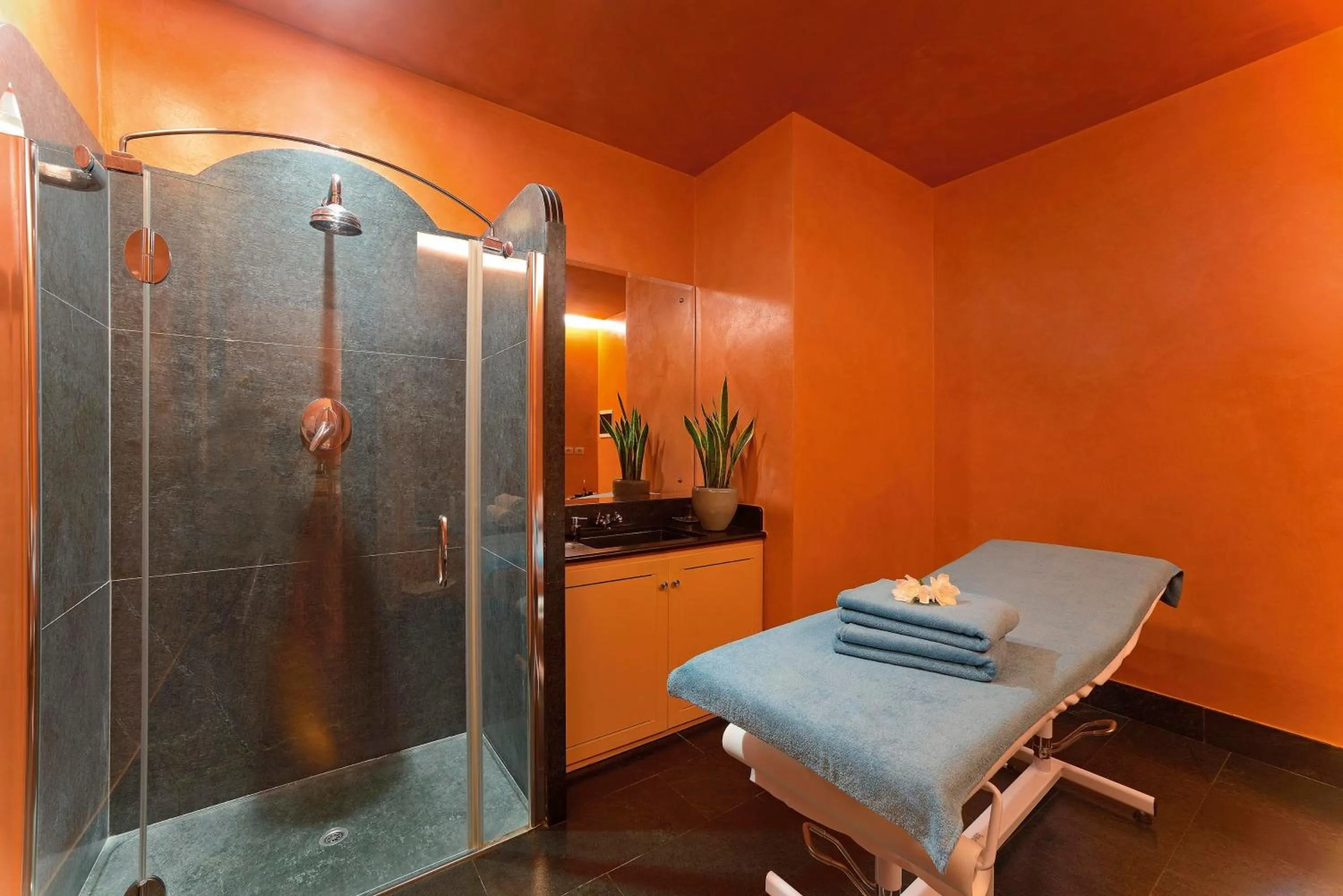 Massage in Grand Hotel Majestic