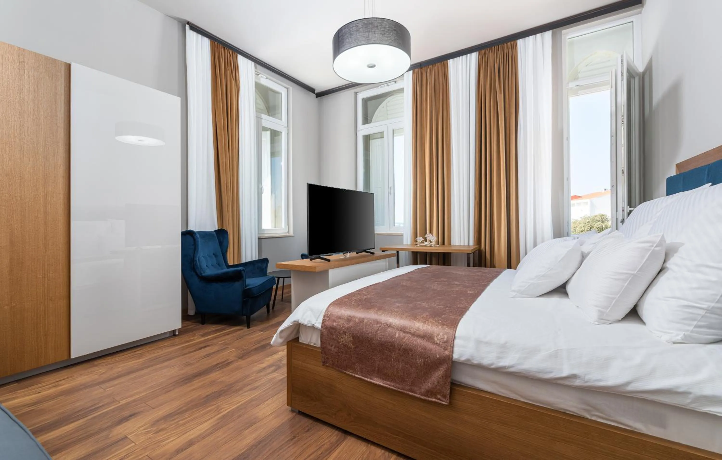 Bed in Hotel Dua Residence