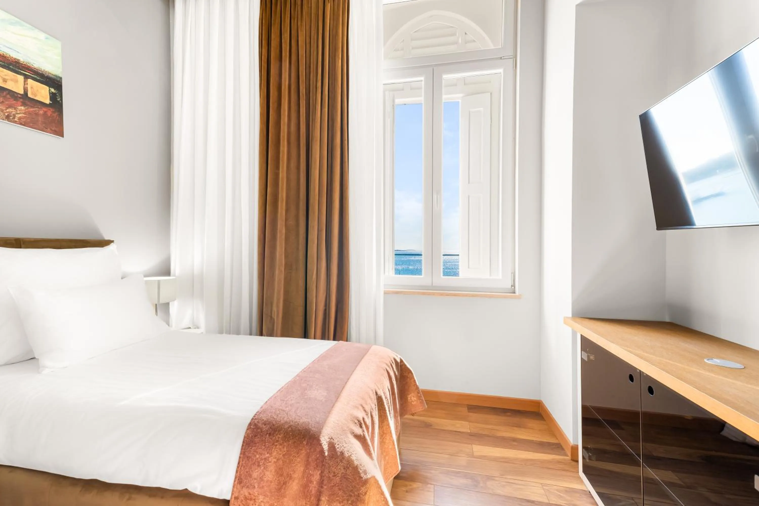 Photo of the whole room in Hotel Dua Residence